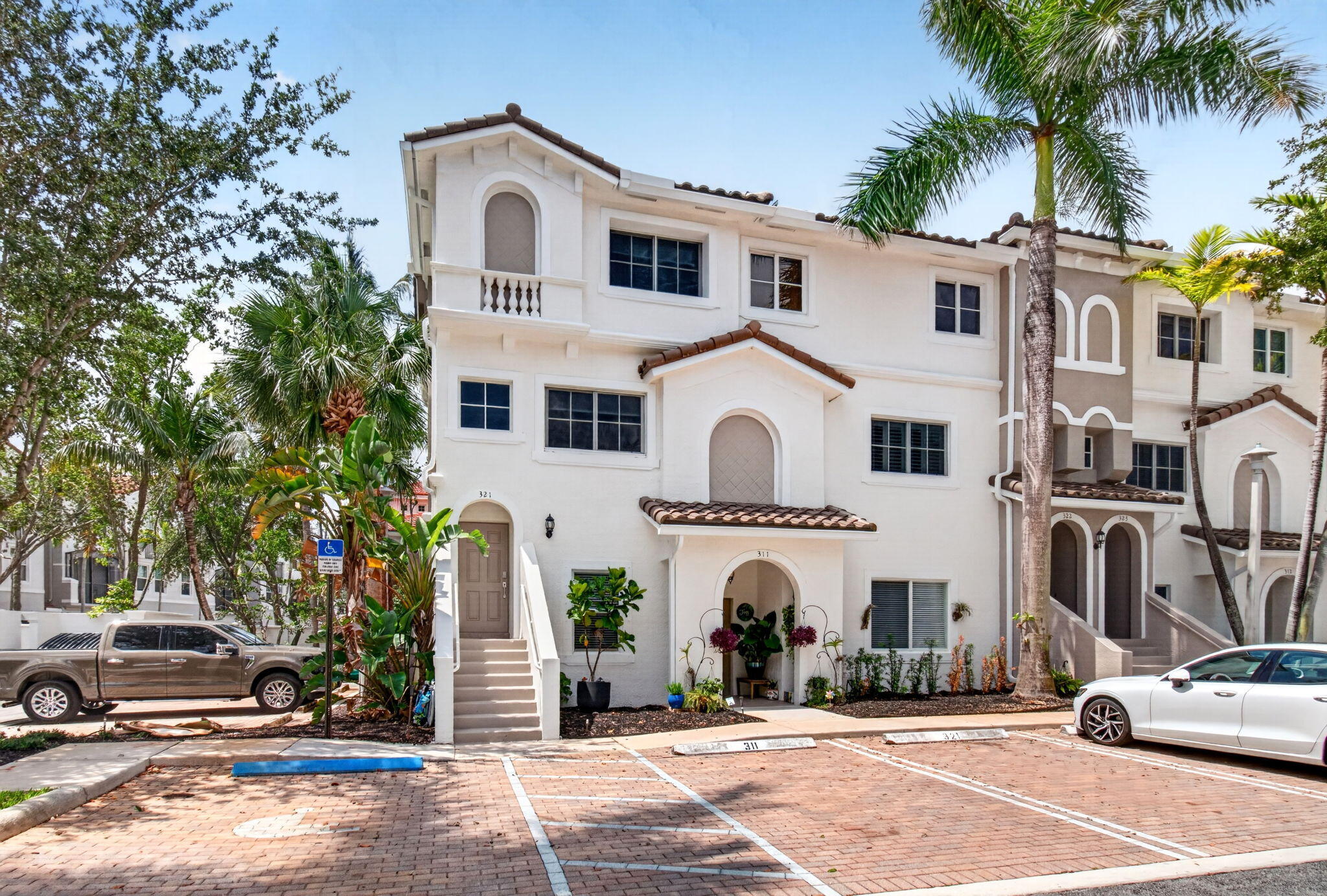 BAYFRONT OF BOYNTON BEACH - Residential