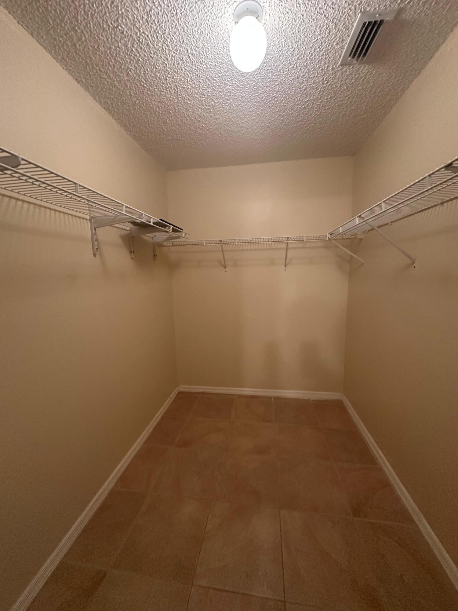 PORT ST LUCIE SECTION 18 - Residential Lease