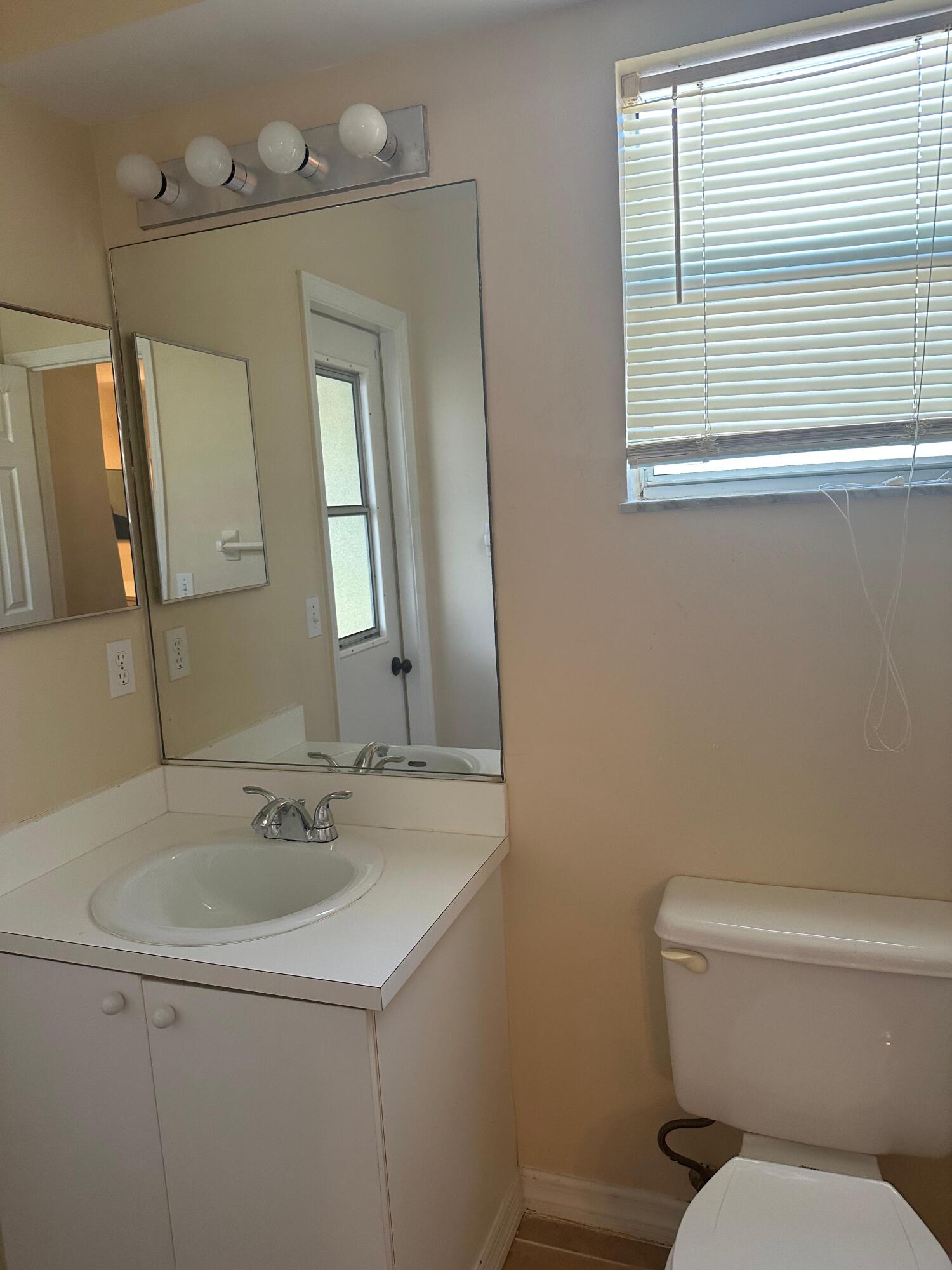 PORT ST LUCIE SECTION 18 - Residential Lease