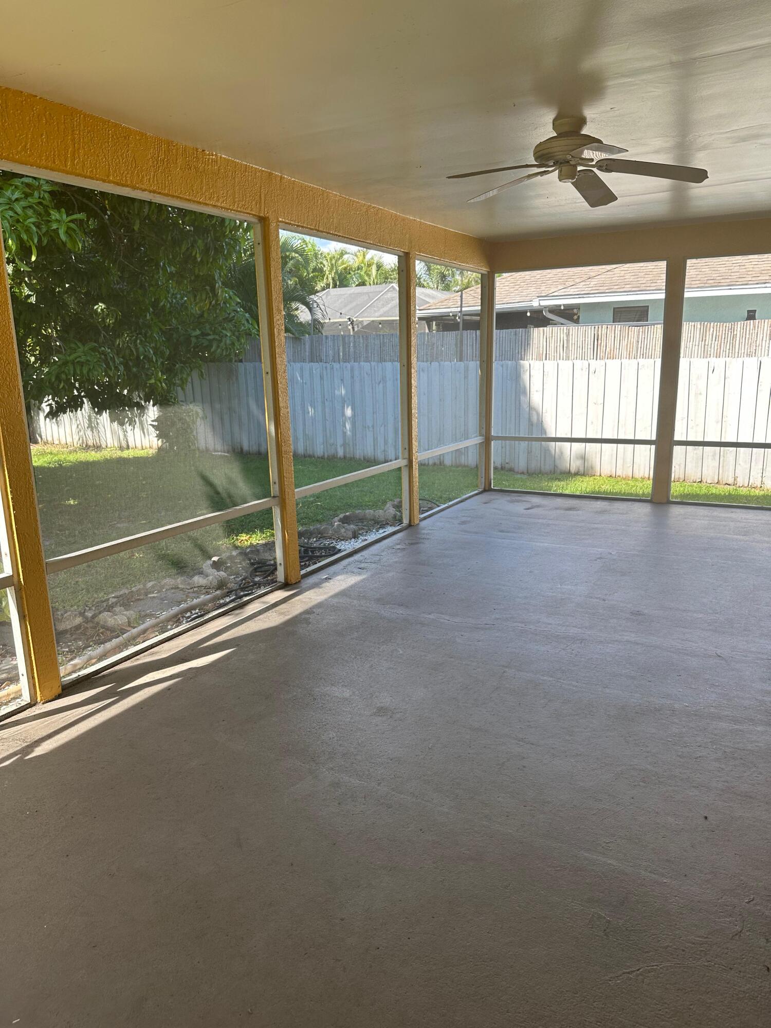 PORT ST LUCIE SECTION 18 - Residential Lease