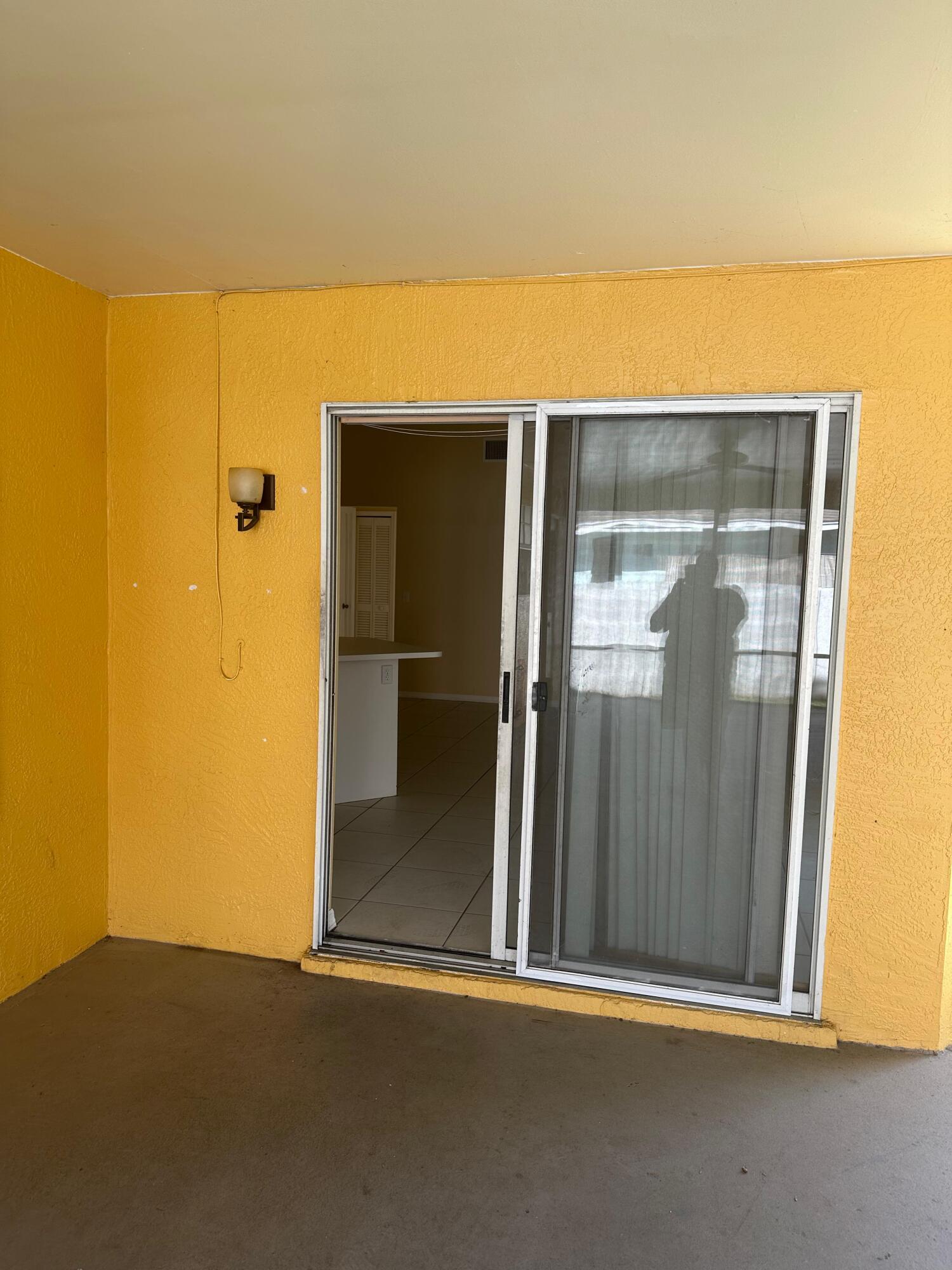 PORT ST LUCIE SECTION 18 - Residential Lease
