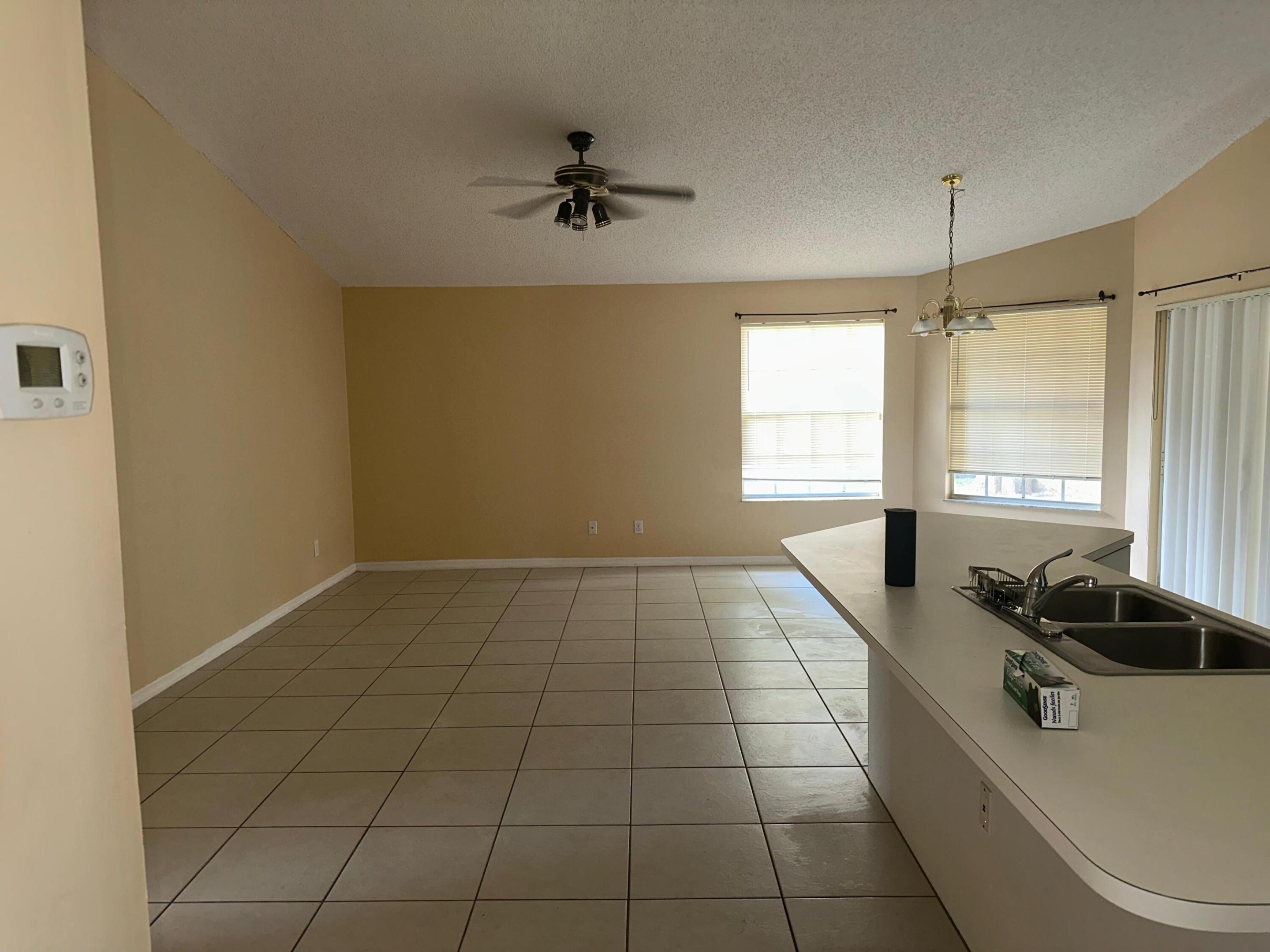PORT ST LUCIE SECTION 18 - Residential Lease