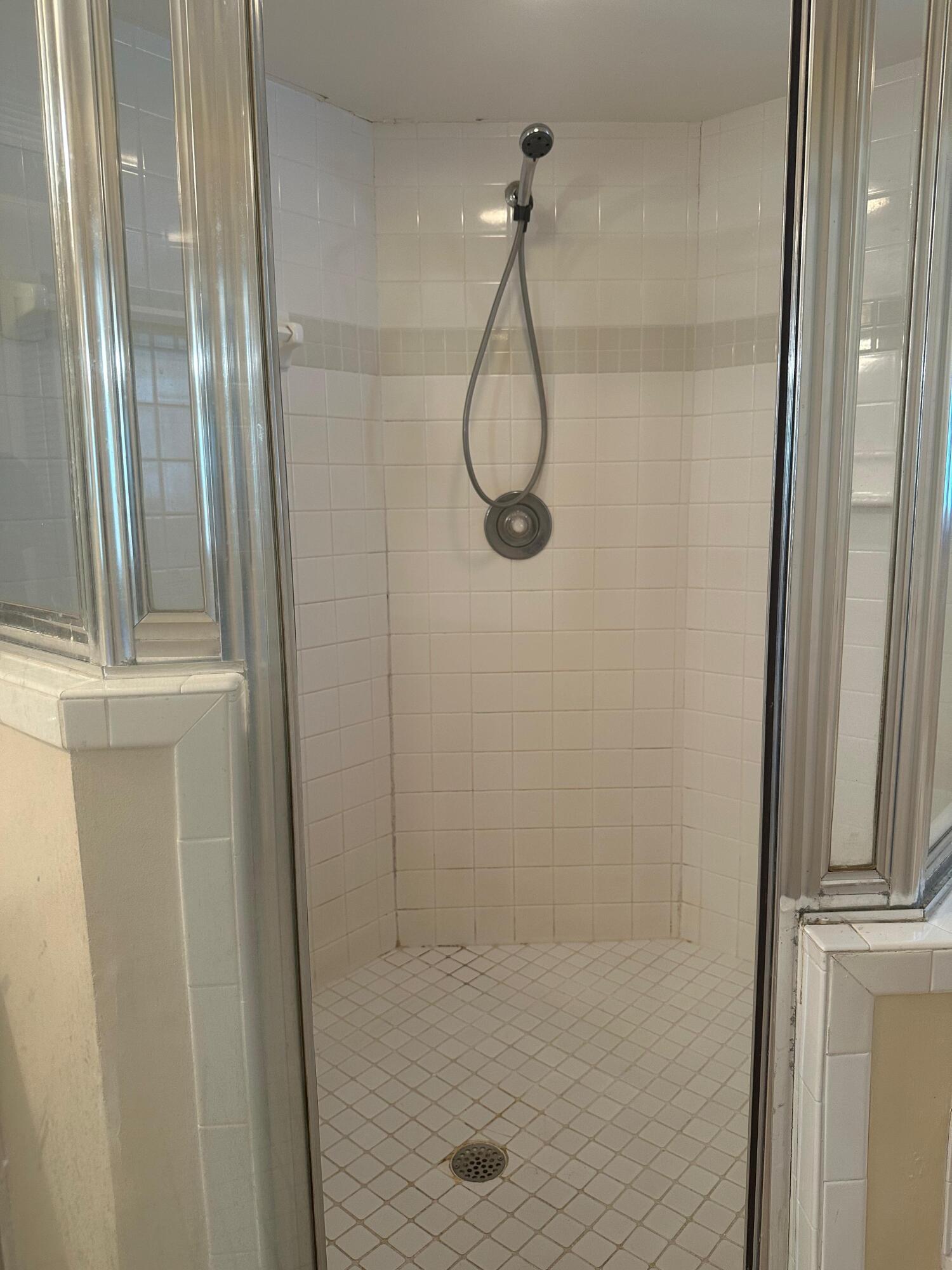 PORT ST LUCIE SECTION 18 - Residential Lease