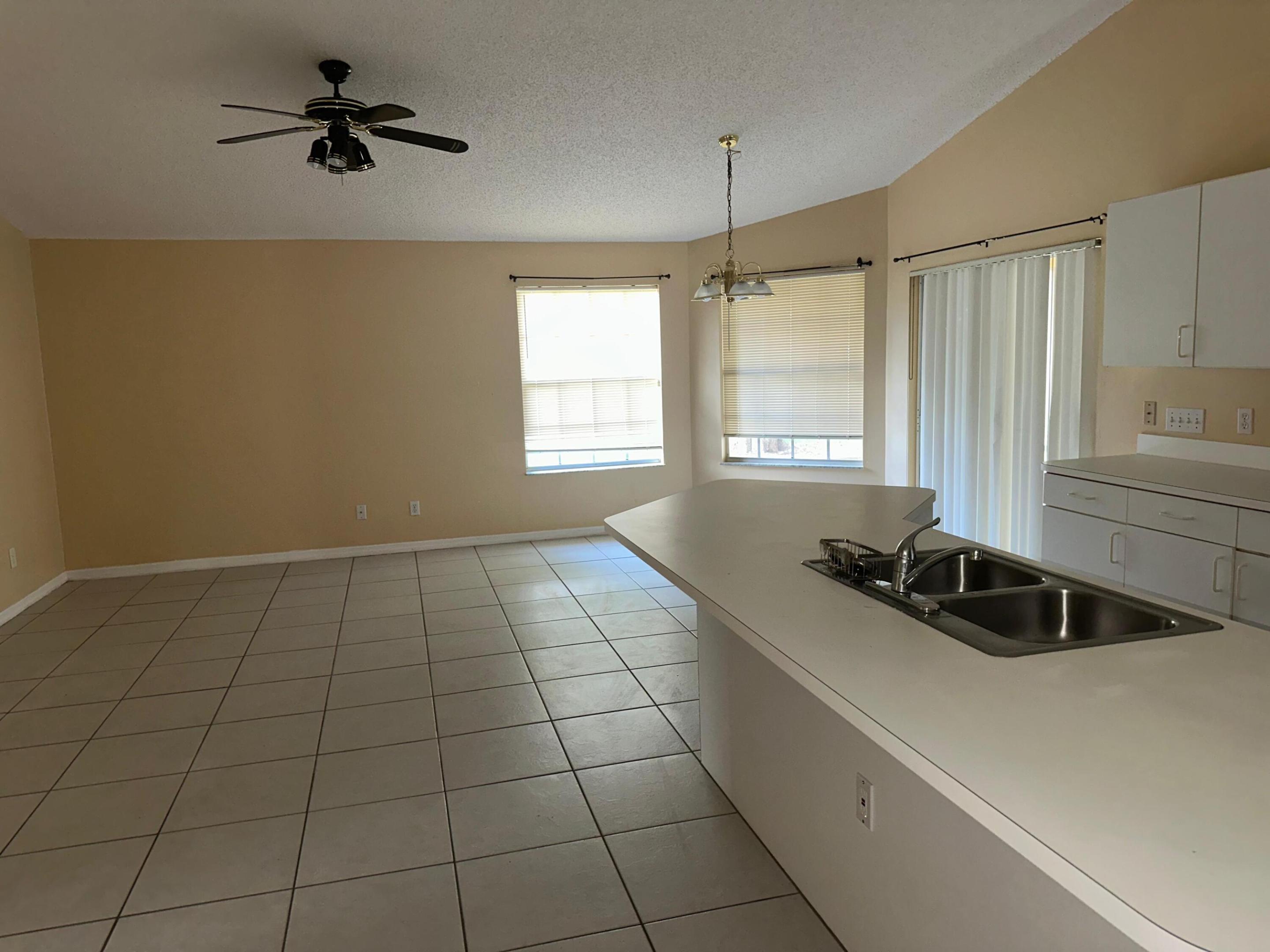 PORT ST LUCIE SECTION 18 - Residential Lease