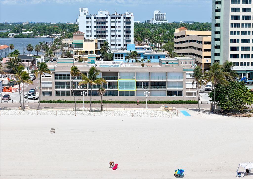 SEAHORSE OCEANSIDE APARTMENTS - Residential