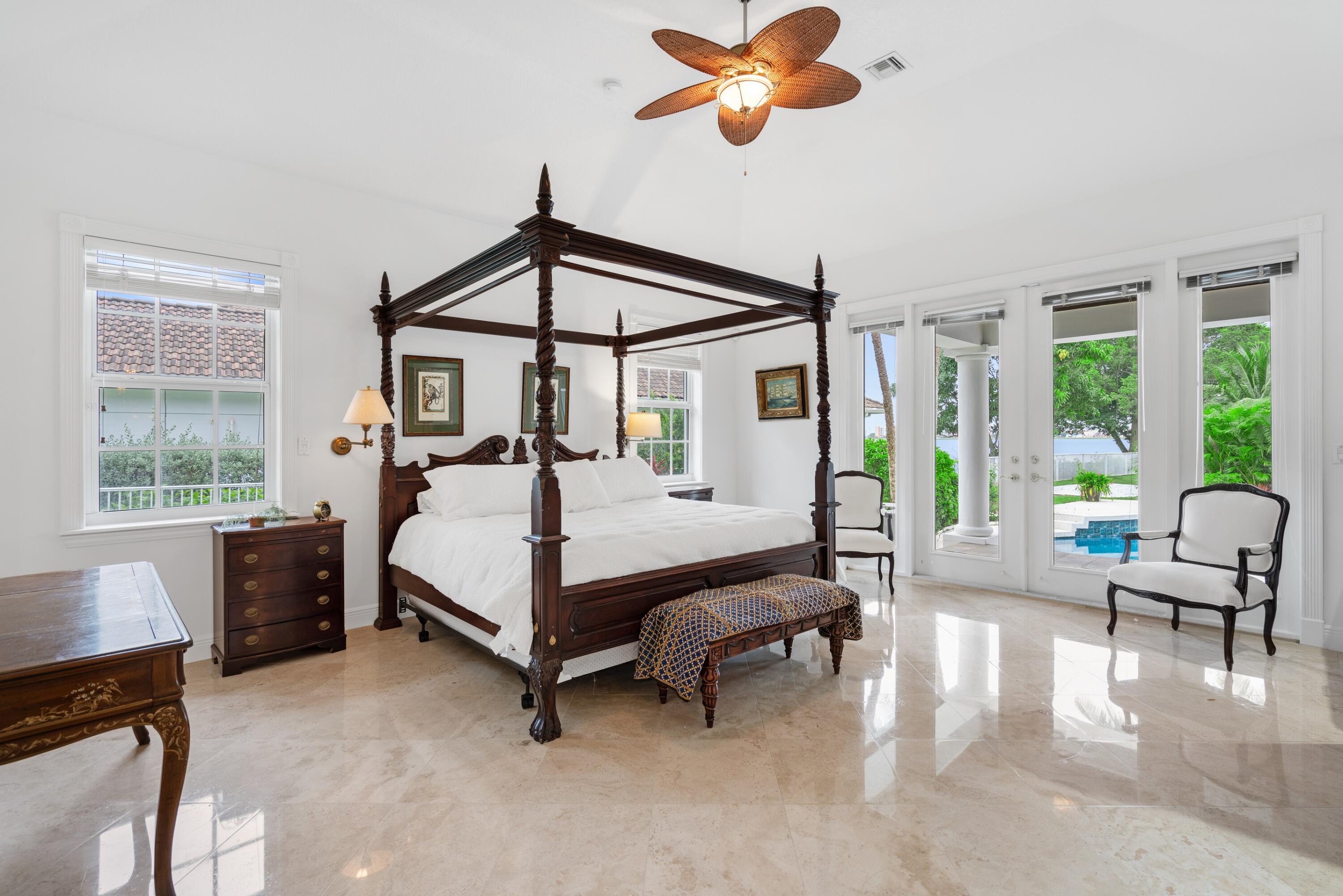 PRESIDENT COUNTRY CLUB - Residential