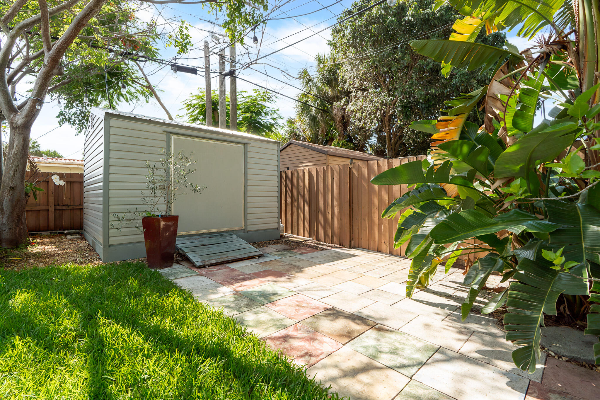 NORTH ANDREWS GARDENS - Residential