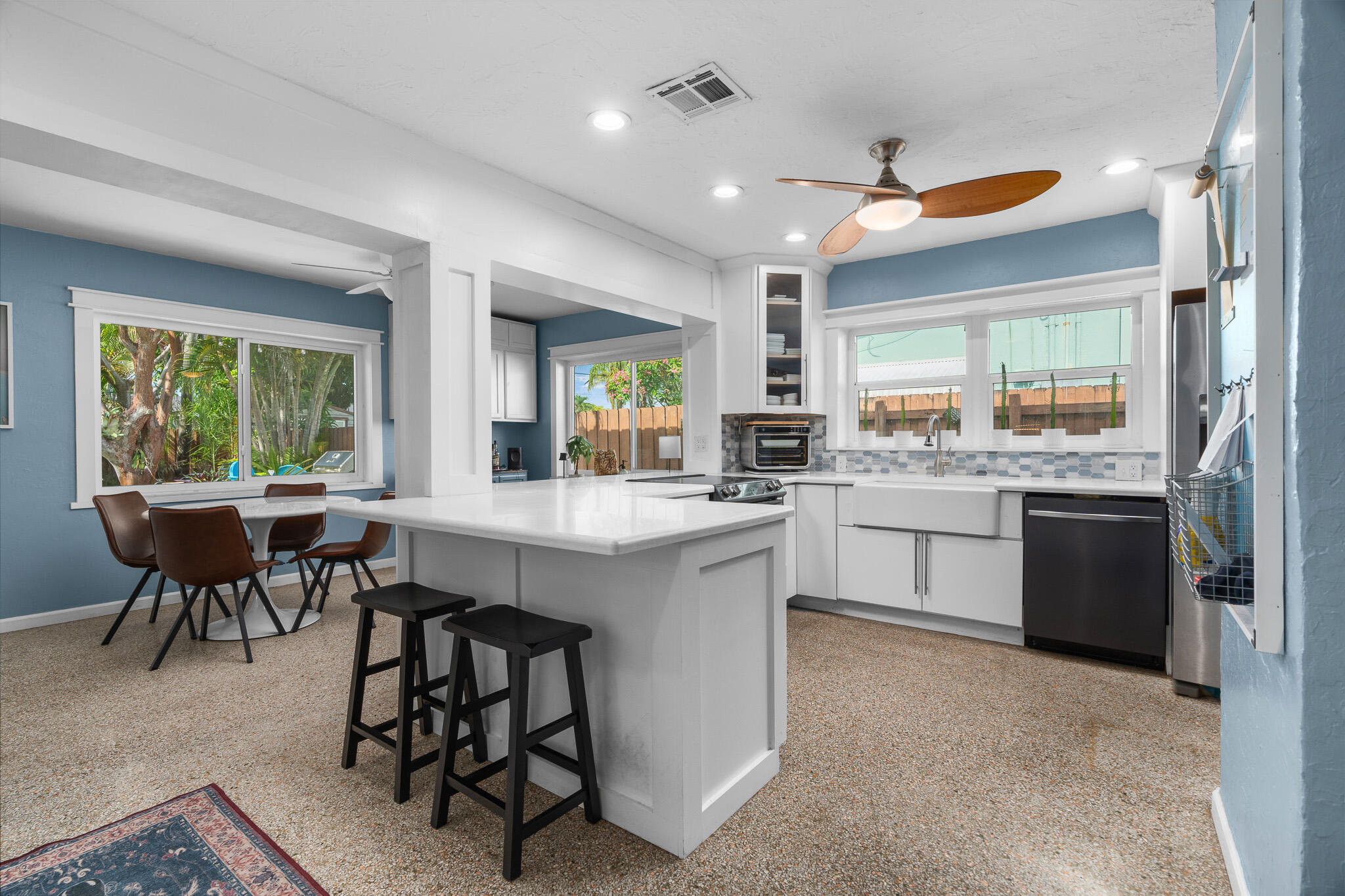 NORTH ANDREWS GARDENS - Residential
