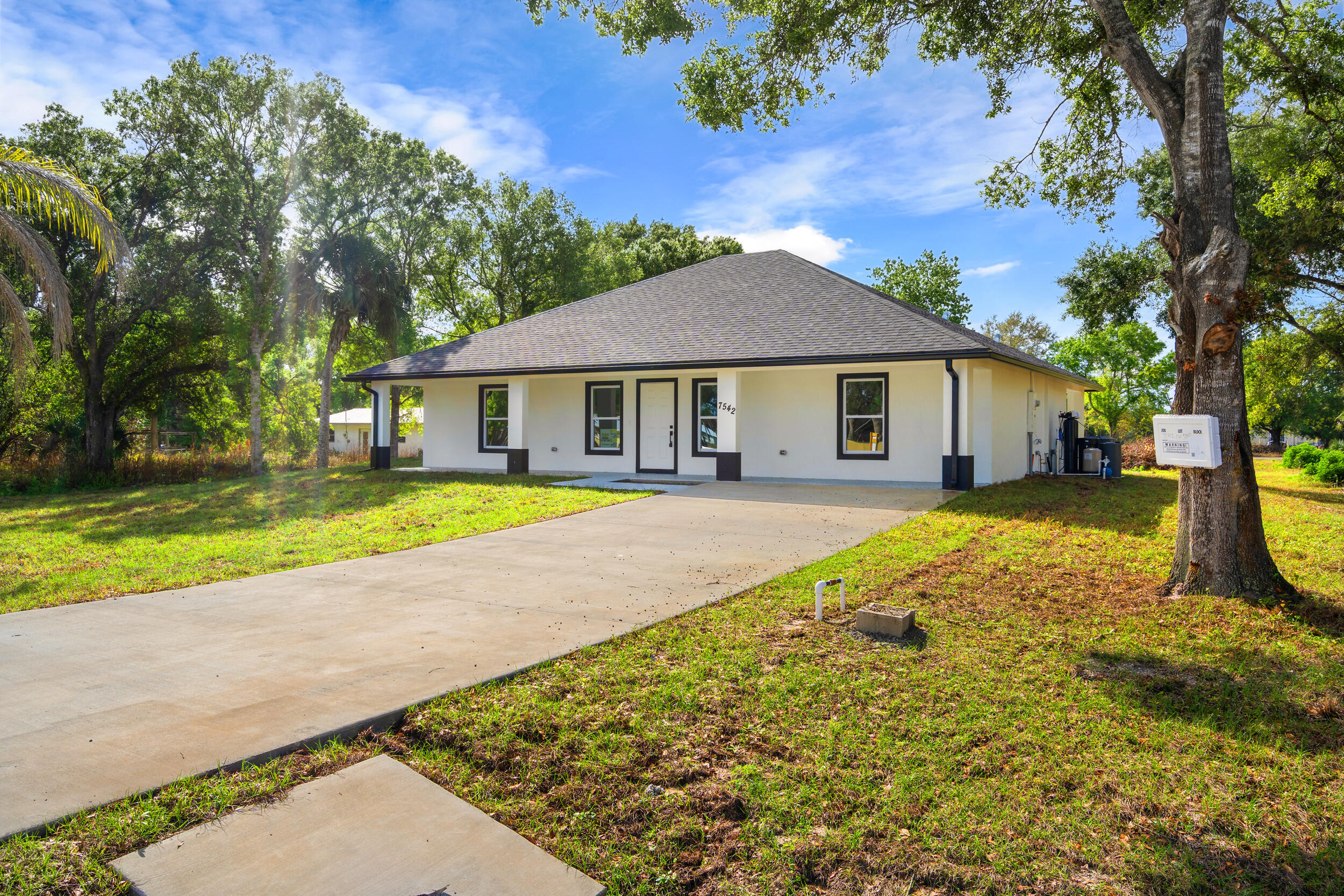 DIXIE RANCH ESTATES - Residential