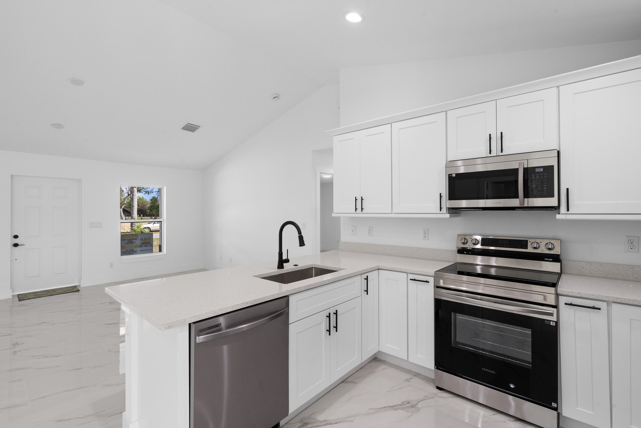 DIXIE RANCH ESTATES - Residential