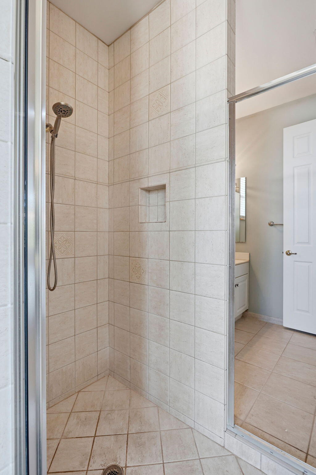 BOCA FALLS PAR K - Residential Lease