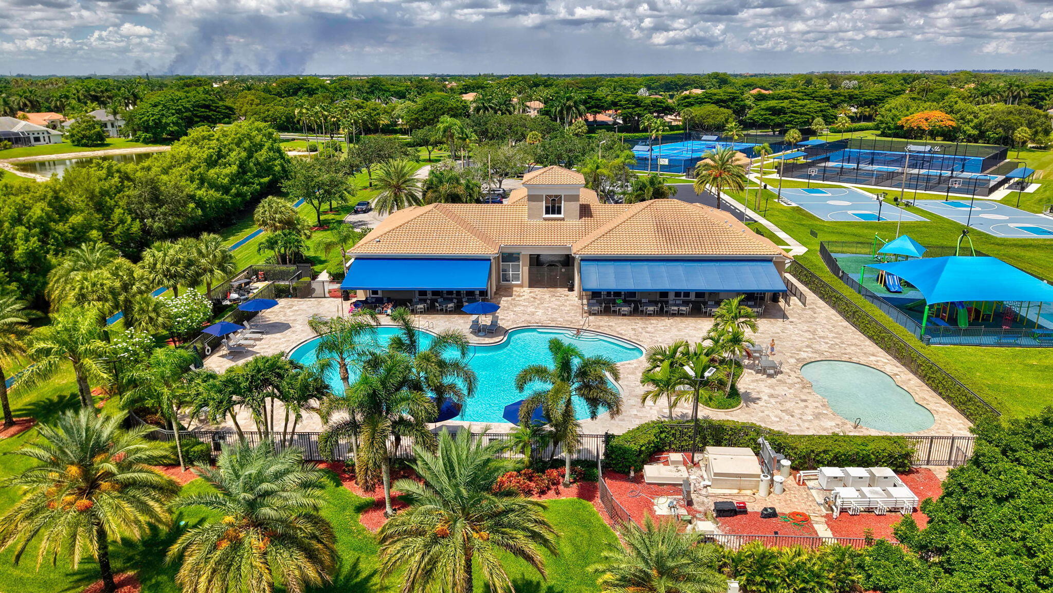 BOCA FALLS PAR K - Residential Lease