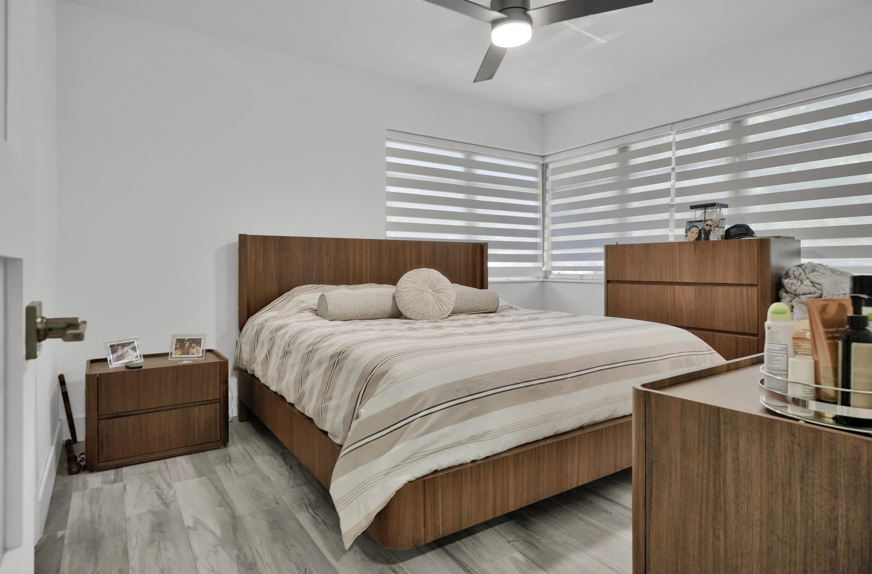 DOWNER PALMS DIV NO 1 - Residential