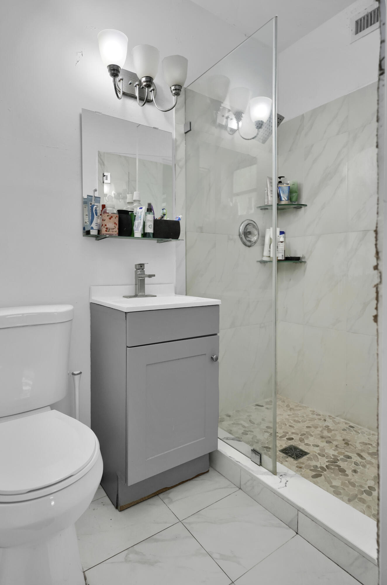 DOWNER PALMS DIV NO 1 - Residential