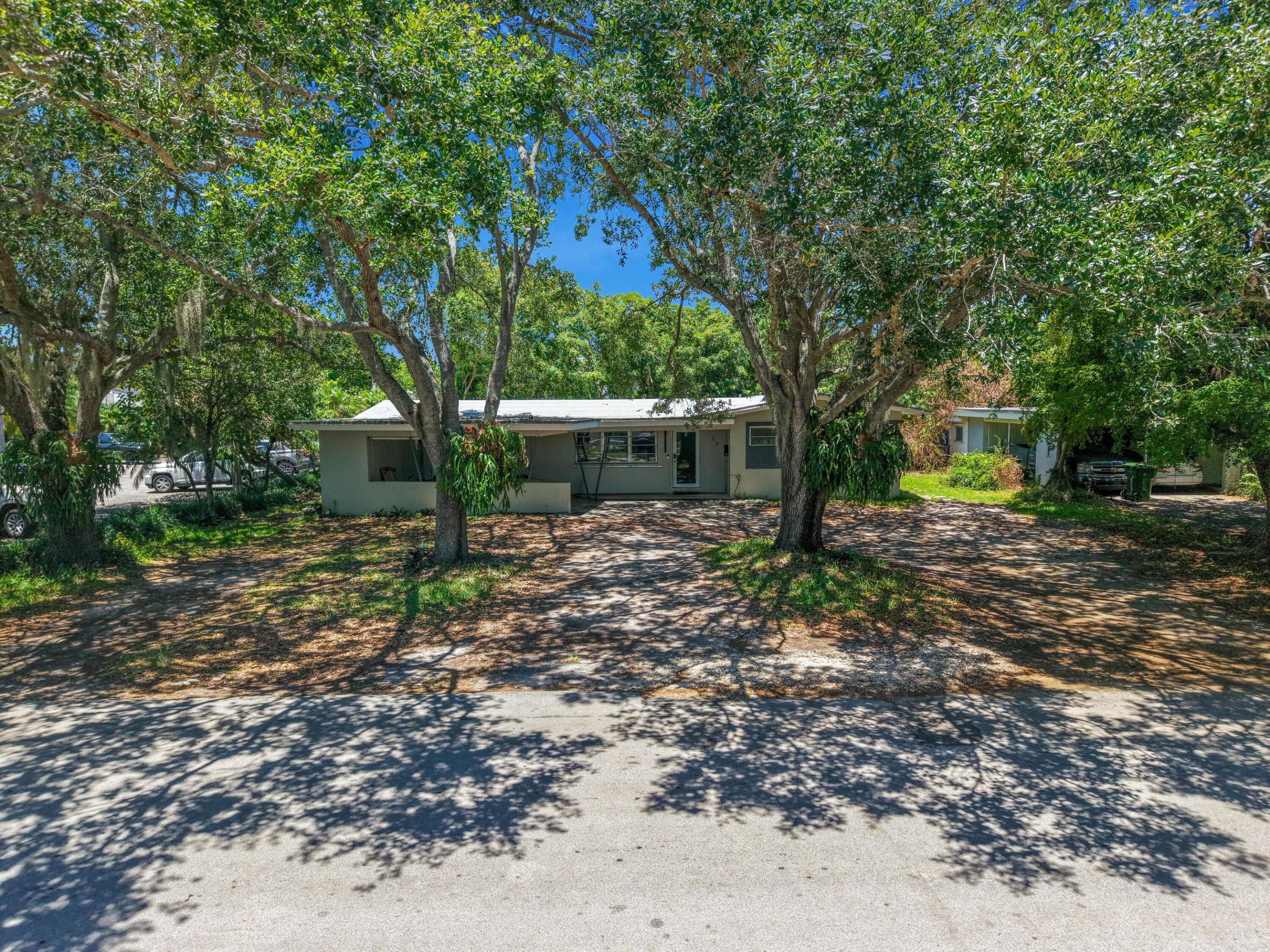 DOWNER PALMS DIV NO 1 - Residential