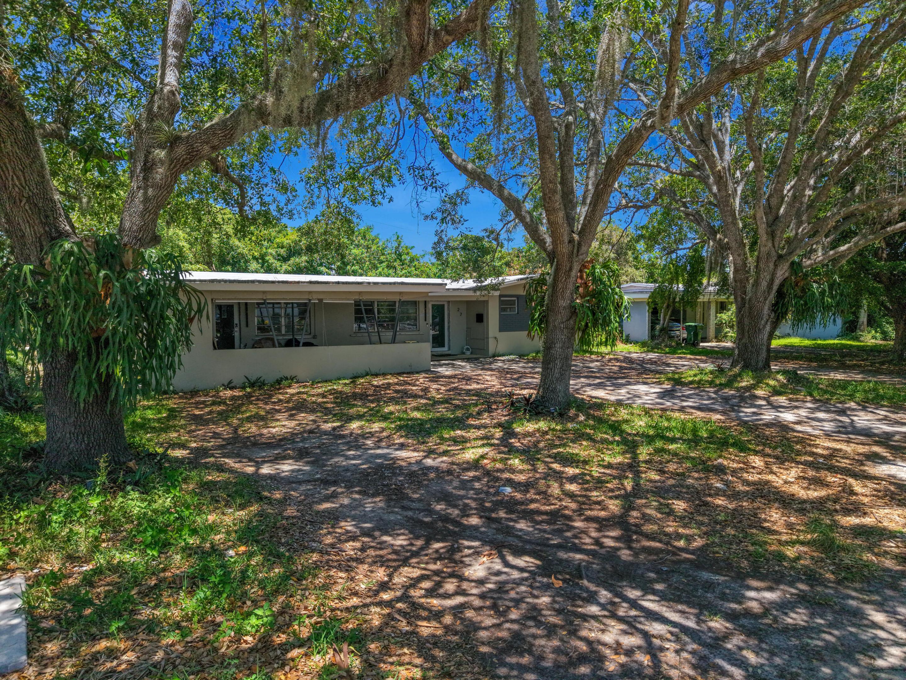 DOWNER PALMS DIV NO 1 - Residential