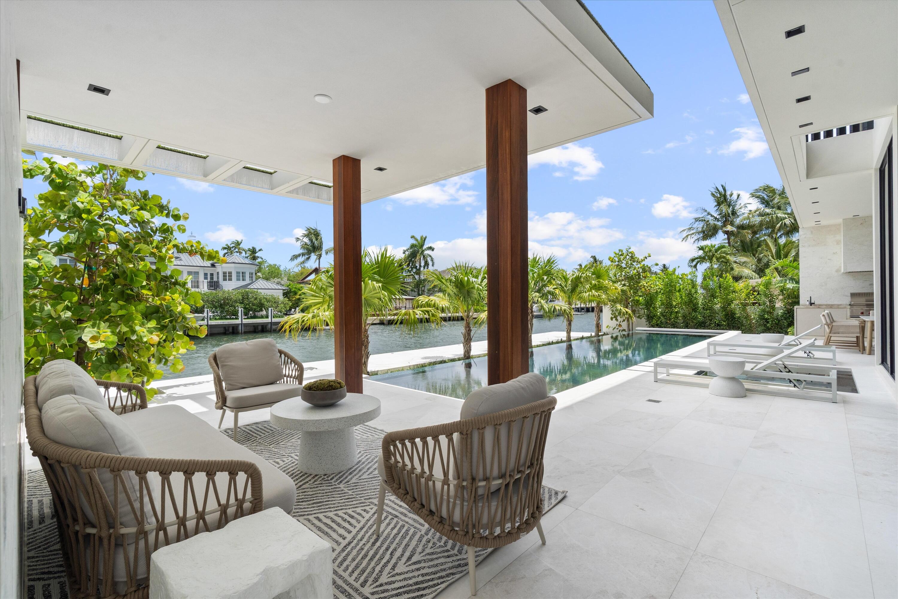 RIO VISTA ISLES - Residential