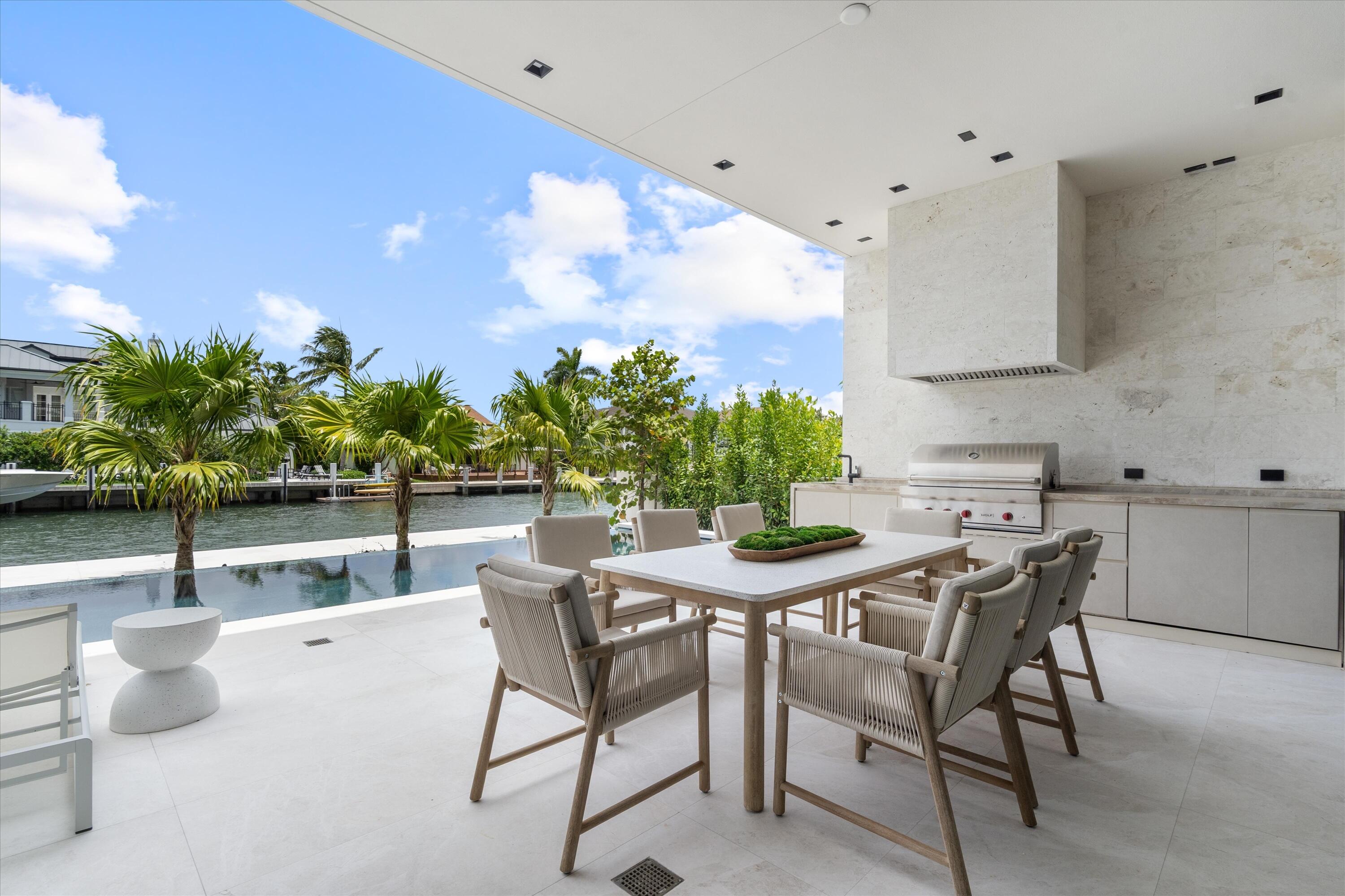 RIO VISTA ISLES - Residential