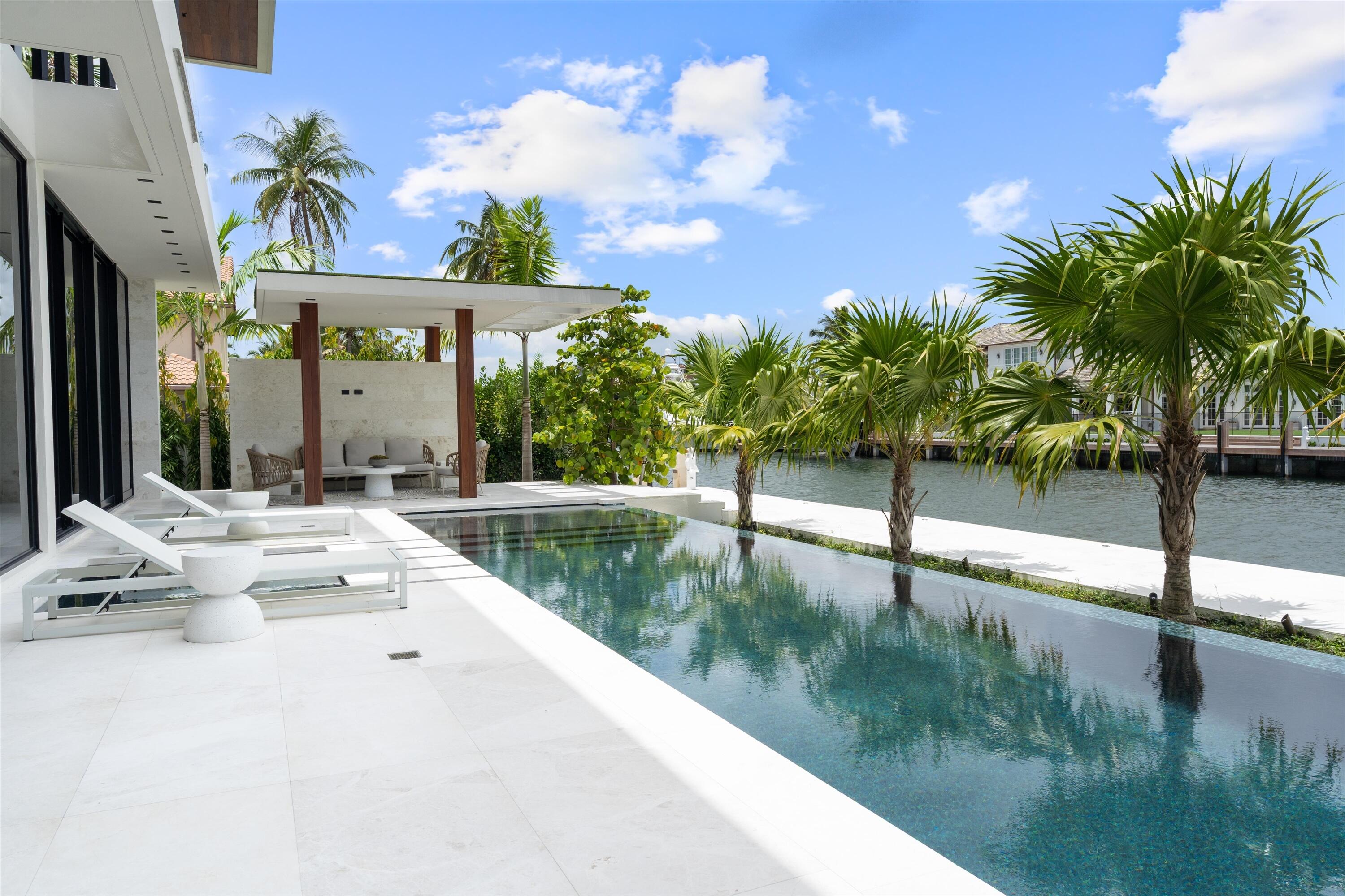 RIO VISTA ISLES - Residential
