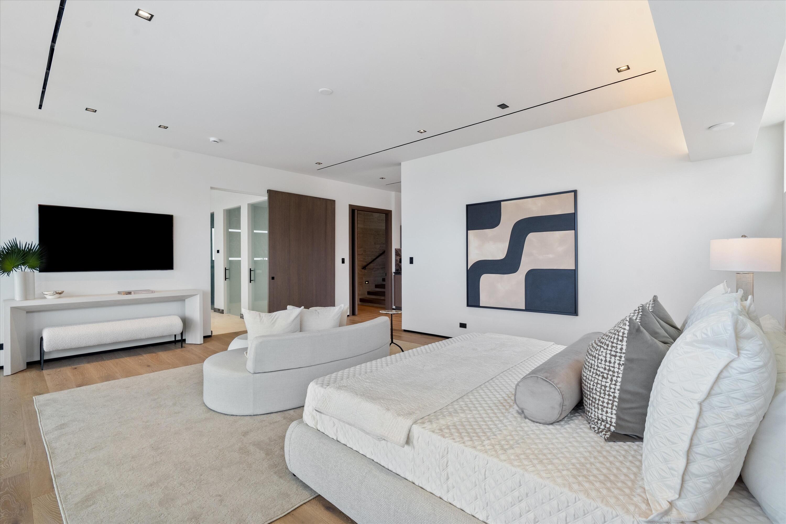 RIO VISTA ISLES - Residential