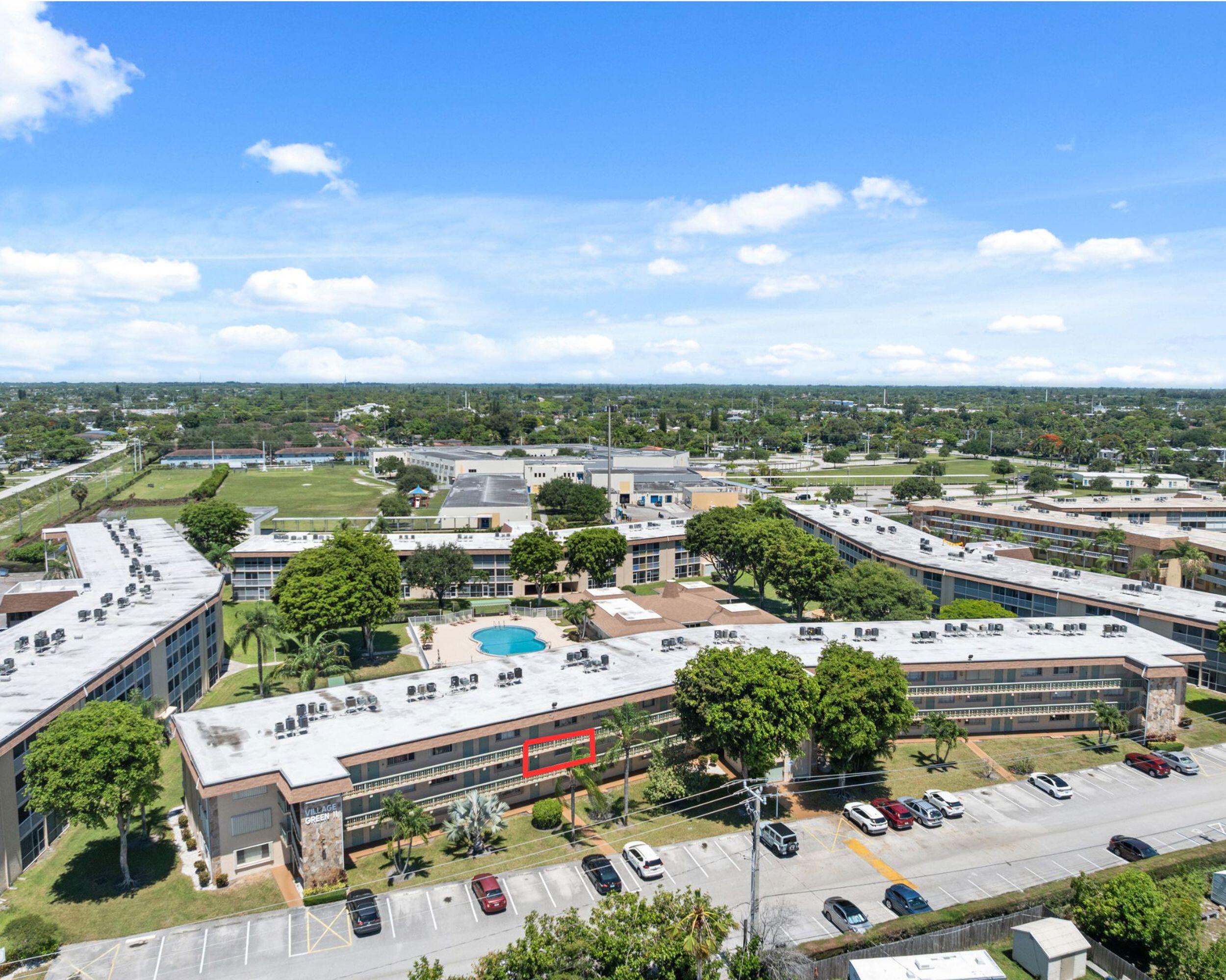 VILLAGE GREEN KENSINGTON CONDO - Residential
