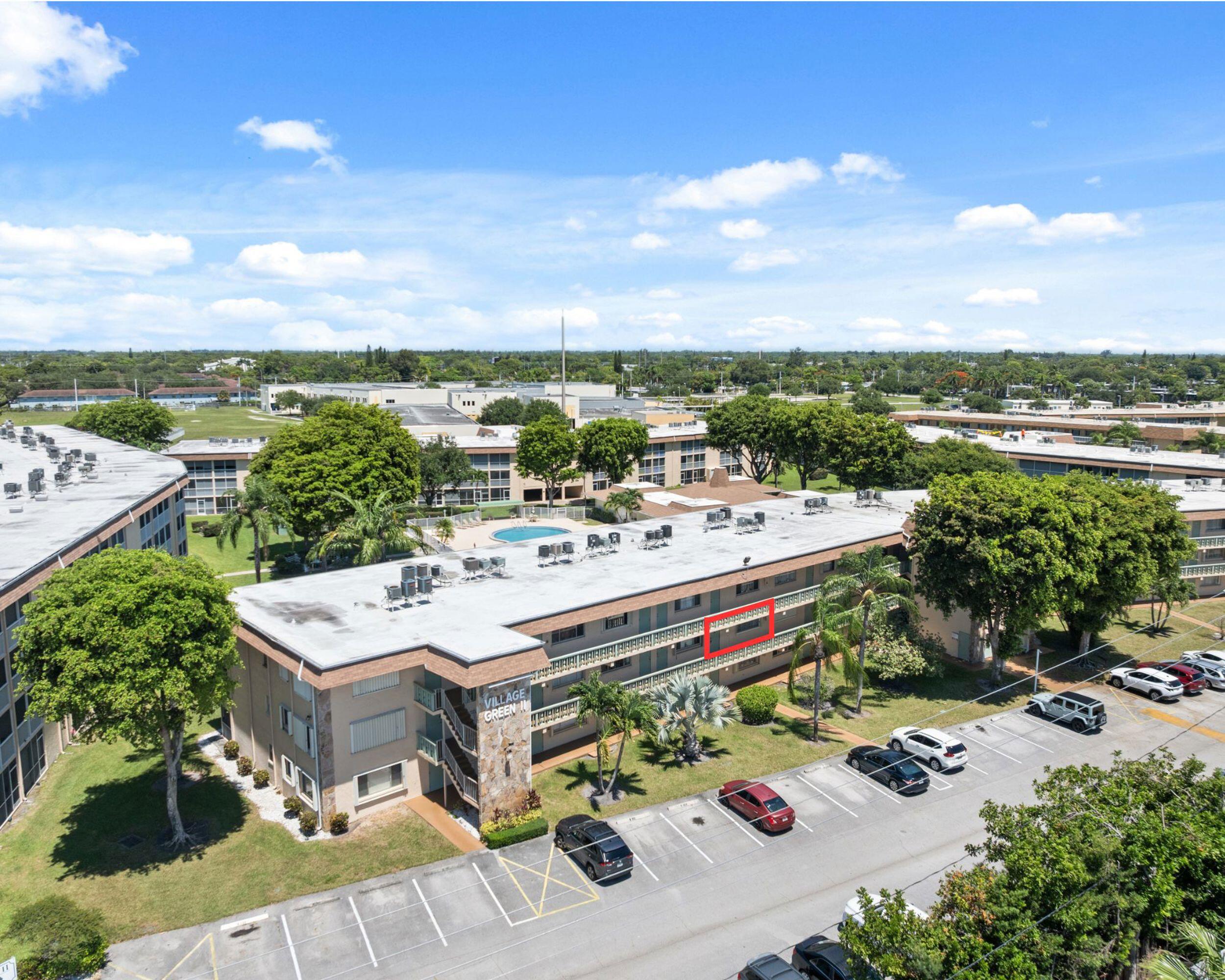 VILLAGE GREEN KENSINGTON CONDO - Residential