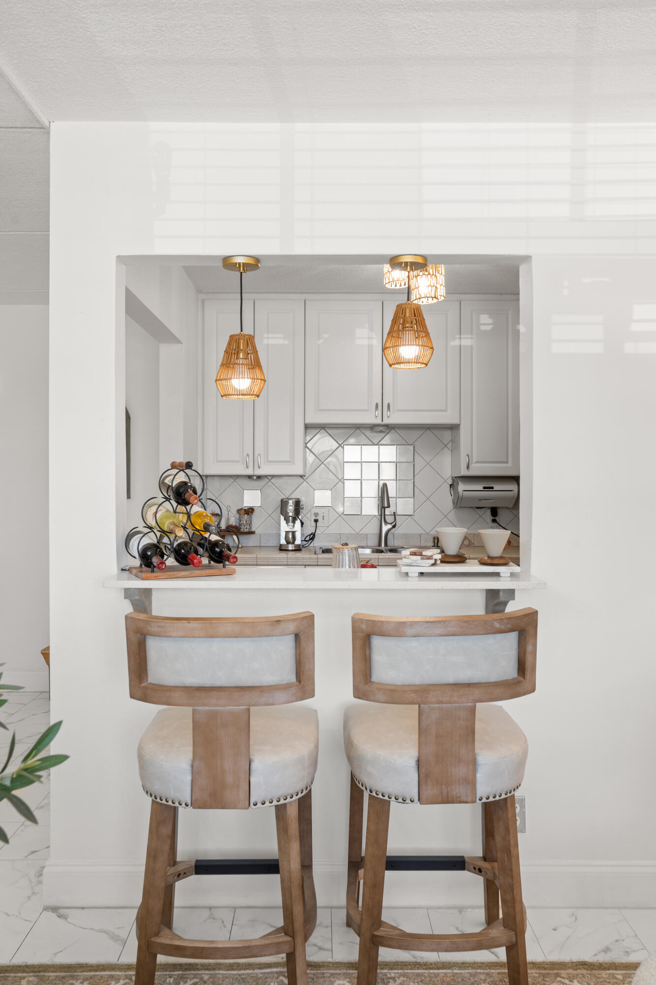 VILLAGE GREEN KENSINGTON CONDO - Residential