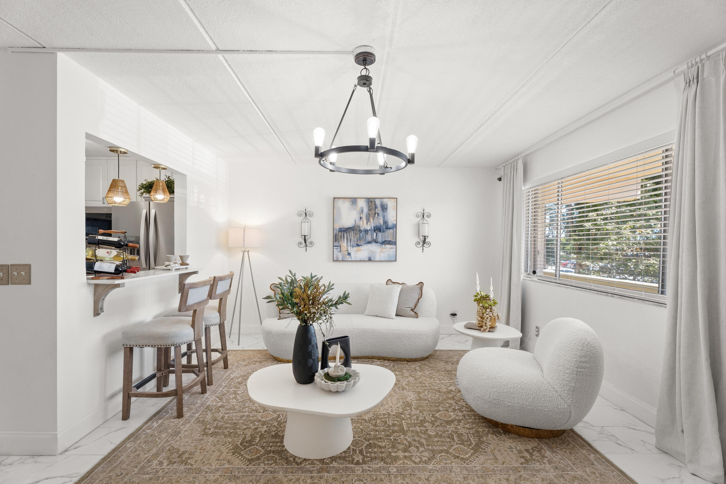 VILLAGE GREEN KENSINGTON CONDO - Residential