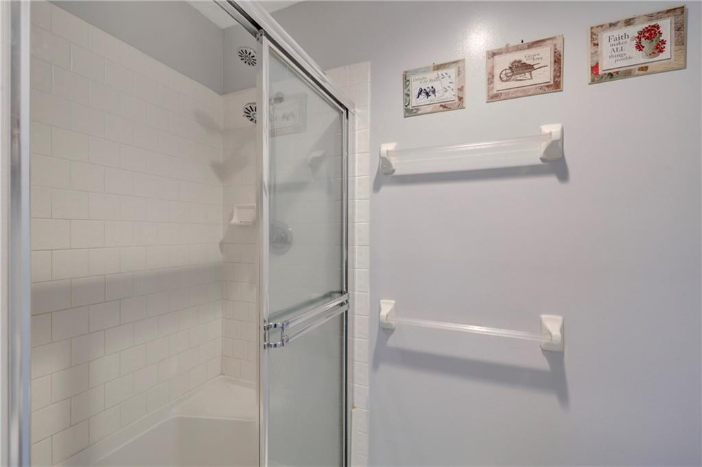 Woodside Estates 127-10 B - Residential