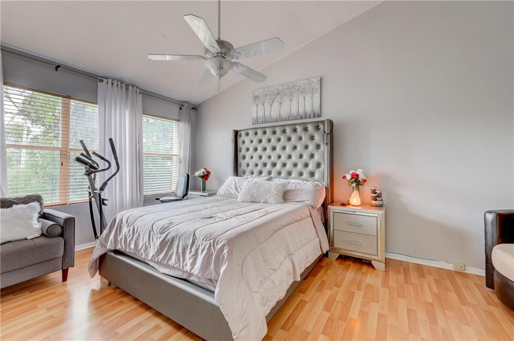 Woodside Estates 127-10 B - Residential