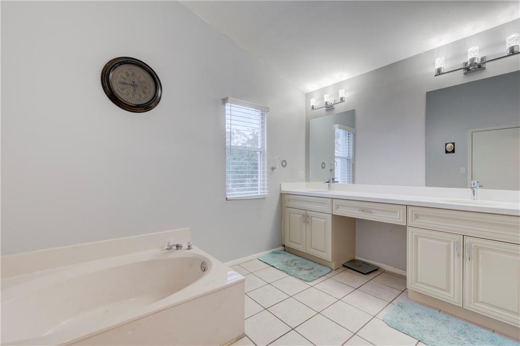 Woodside Estates 127-10 B - Residential