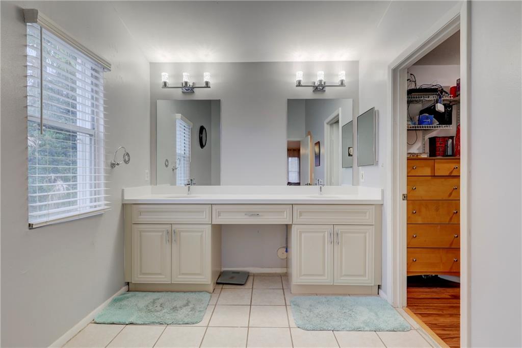 Woodside Estates 127-10 B - Residential