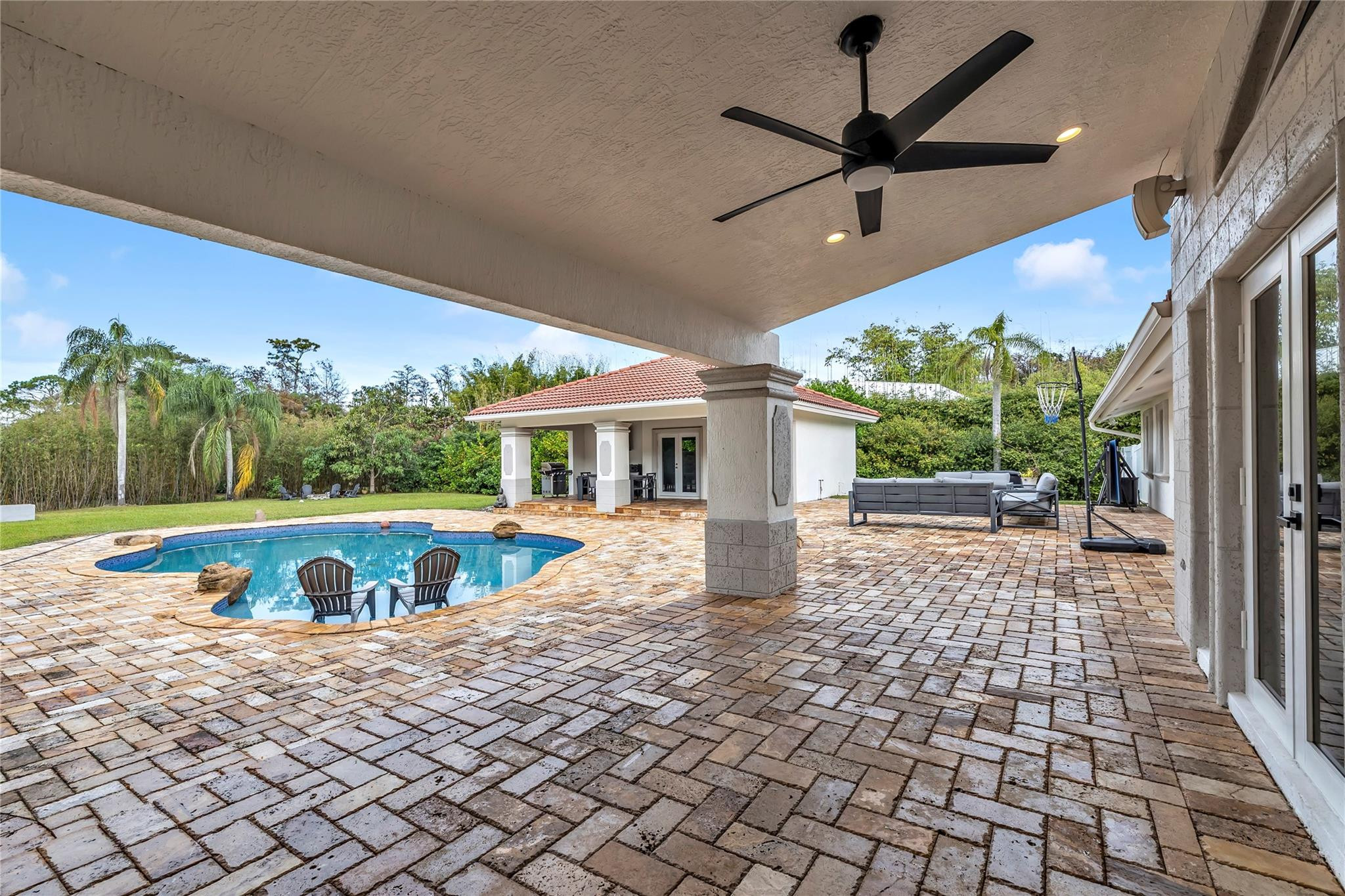 Pine Tree Estates - Residential