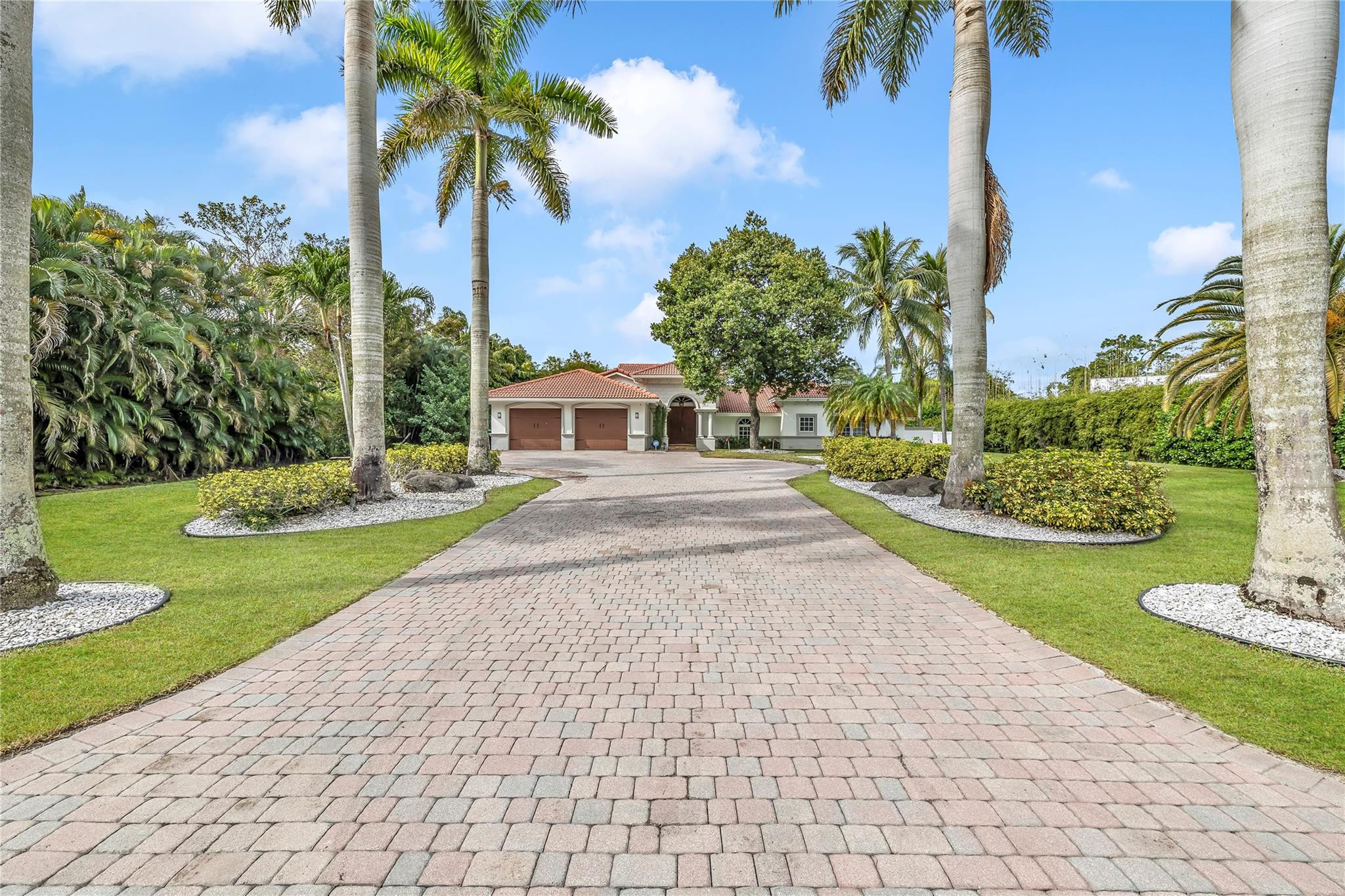 Pine Tree Estates - Residential