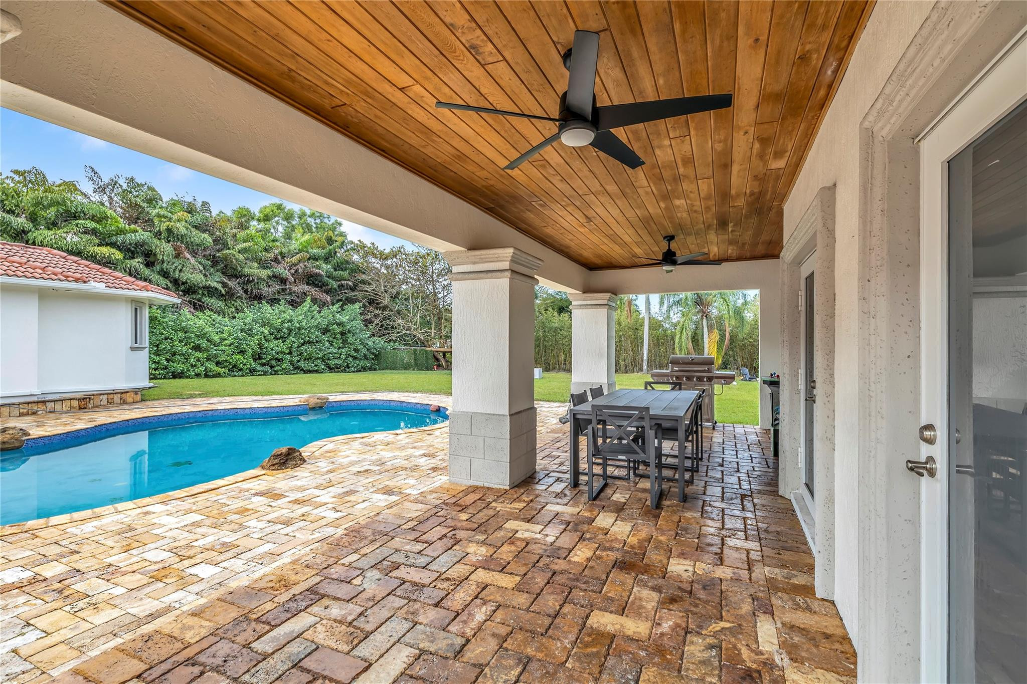 Pine Tree Estates - Residential