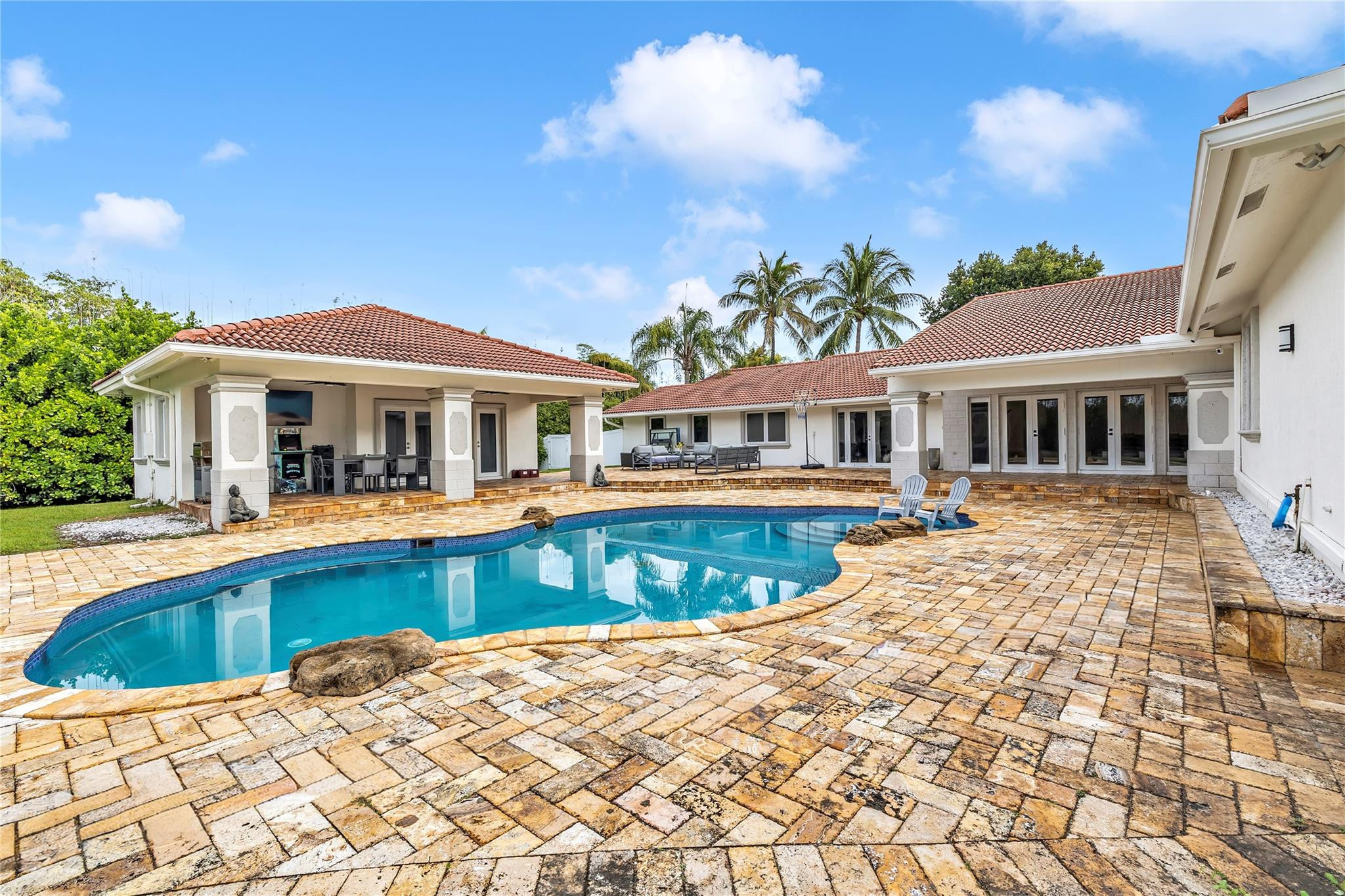 Pine Tree Estates - Residential