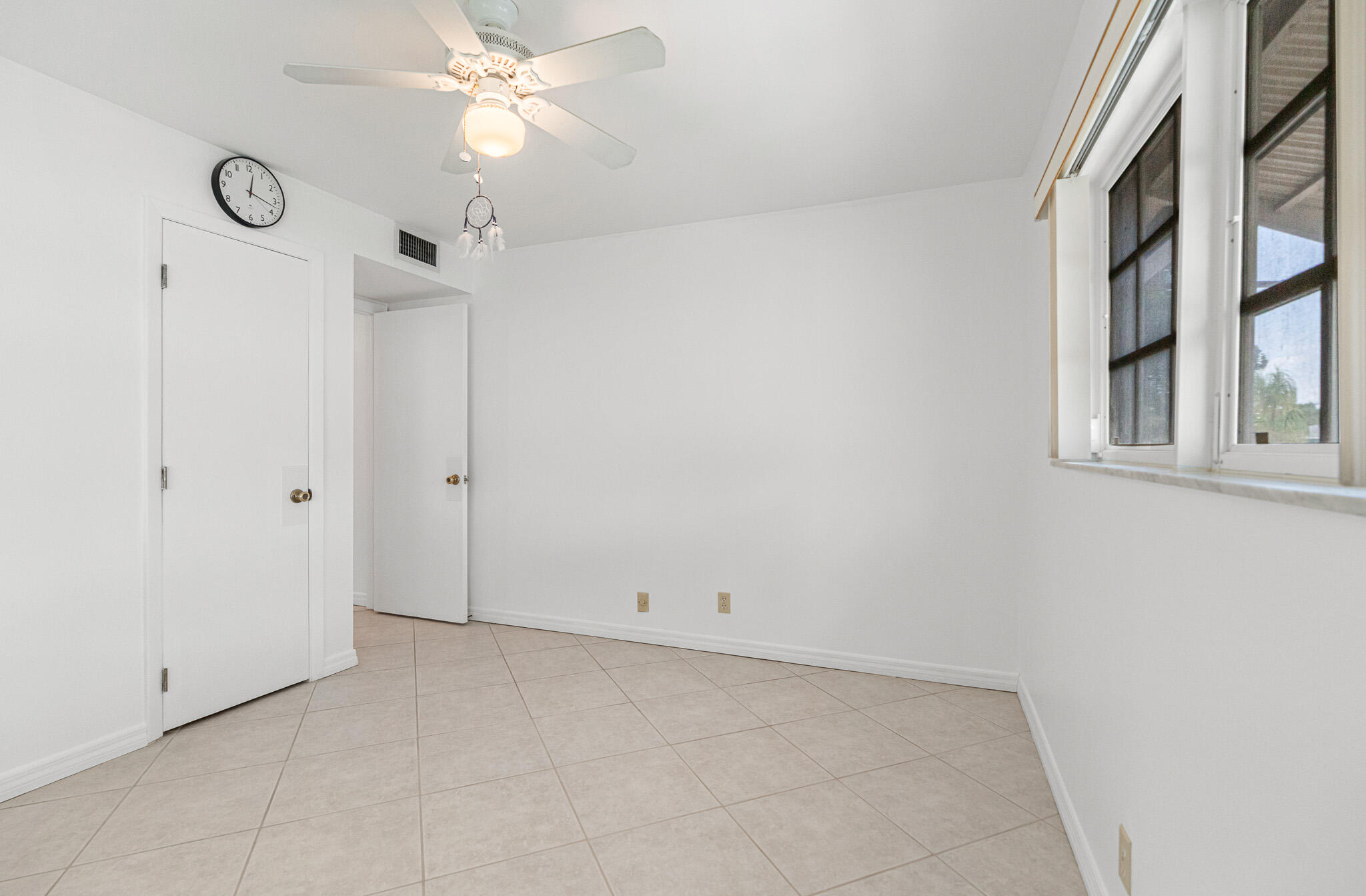 PALM-AIRE VILLAGE 2ND SEC - Residential