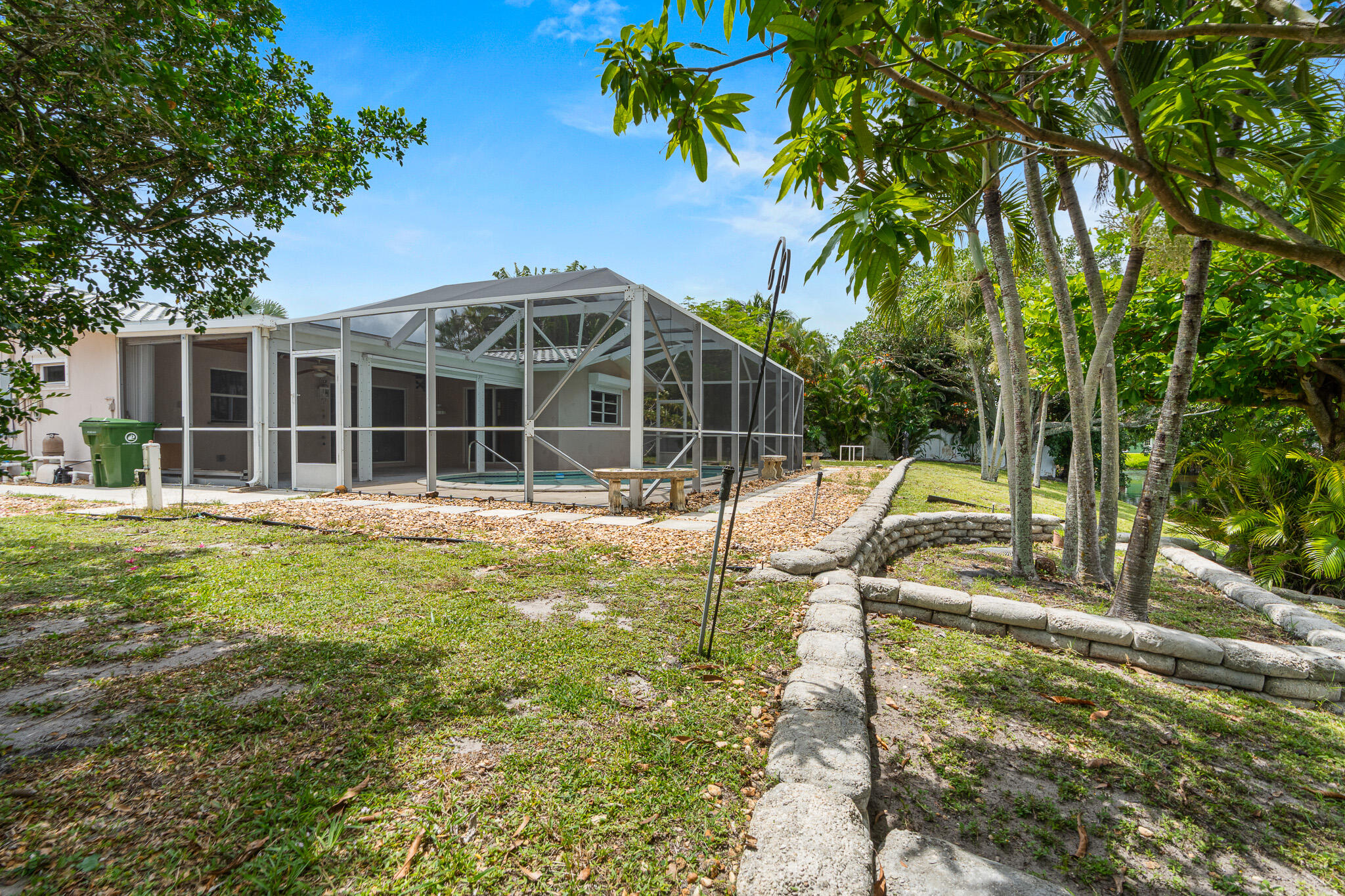 PALM-AIRE VILLAGE 2ND SEC - Residential