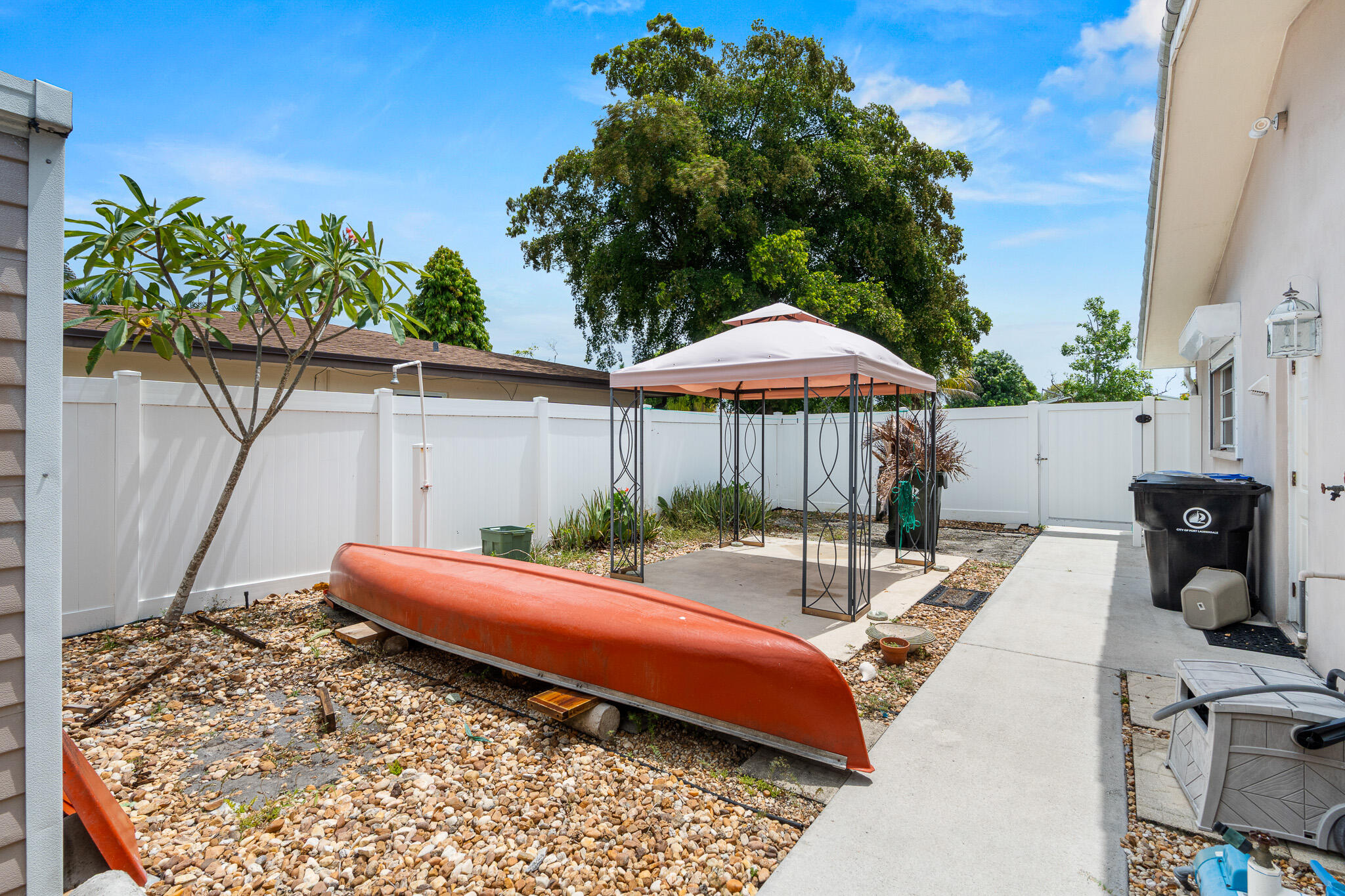 PALM-AIRE VILLAGE 2ND SEC - Residential