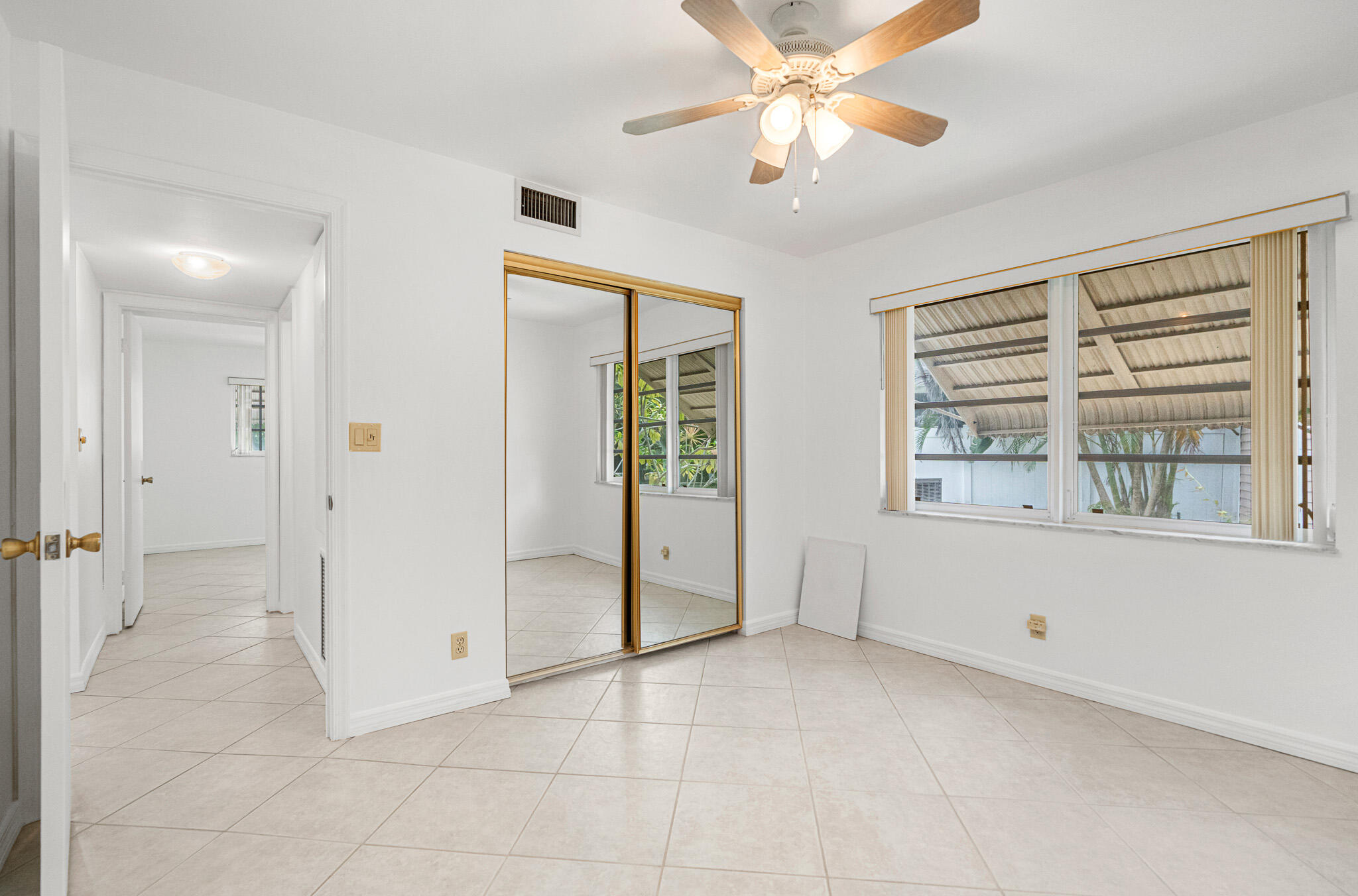 PALM-AIRE VILLAGE 2ND SEC - Residential
