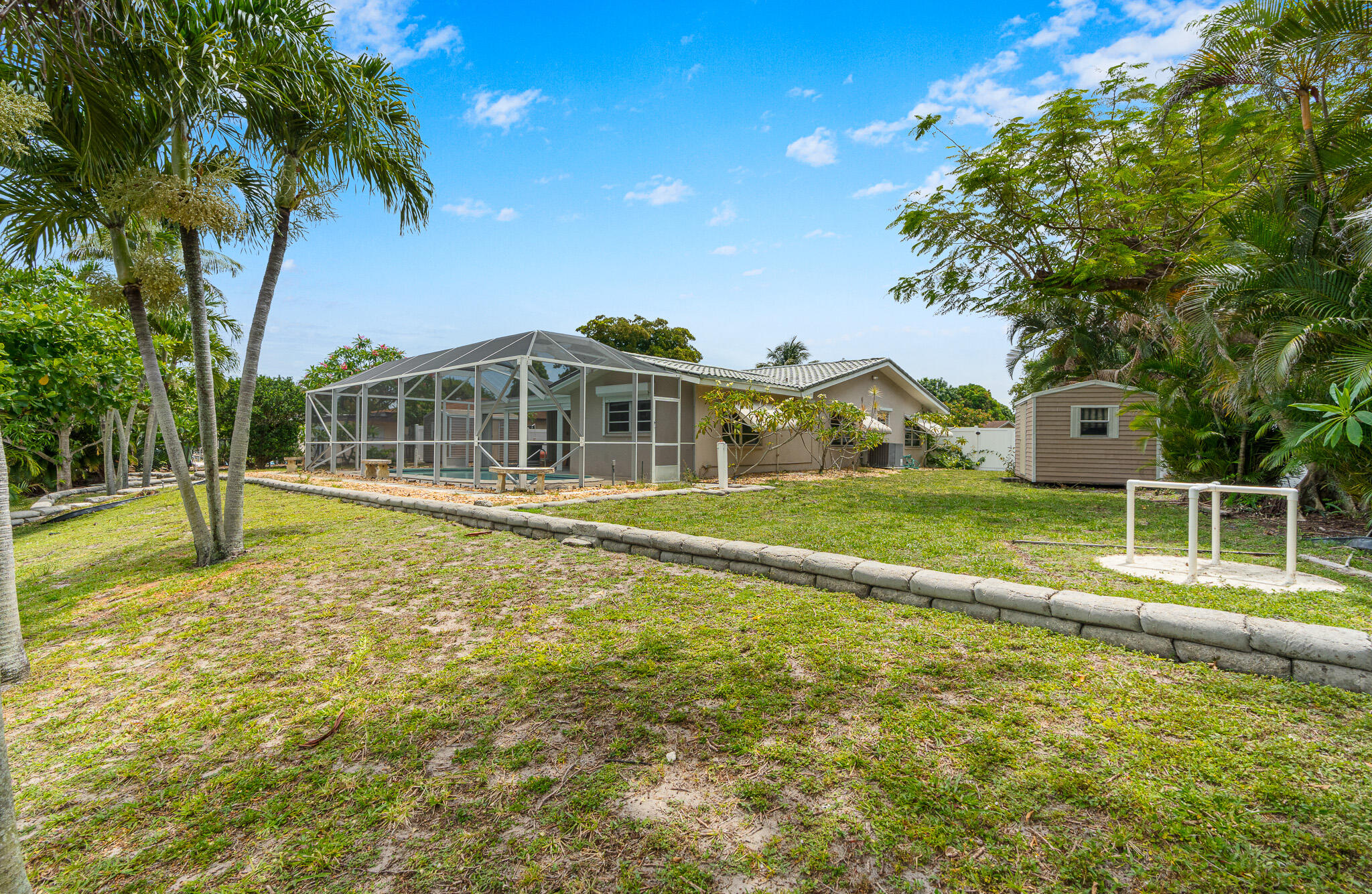 PALM-AIRE VILLAGE 2ND SEC - Residential