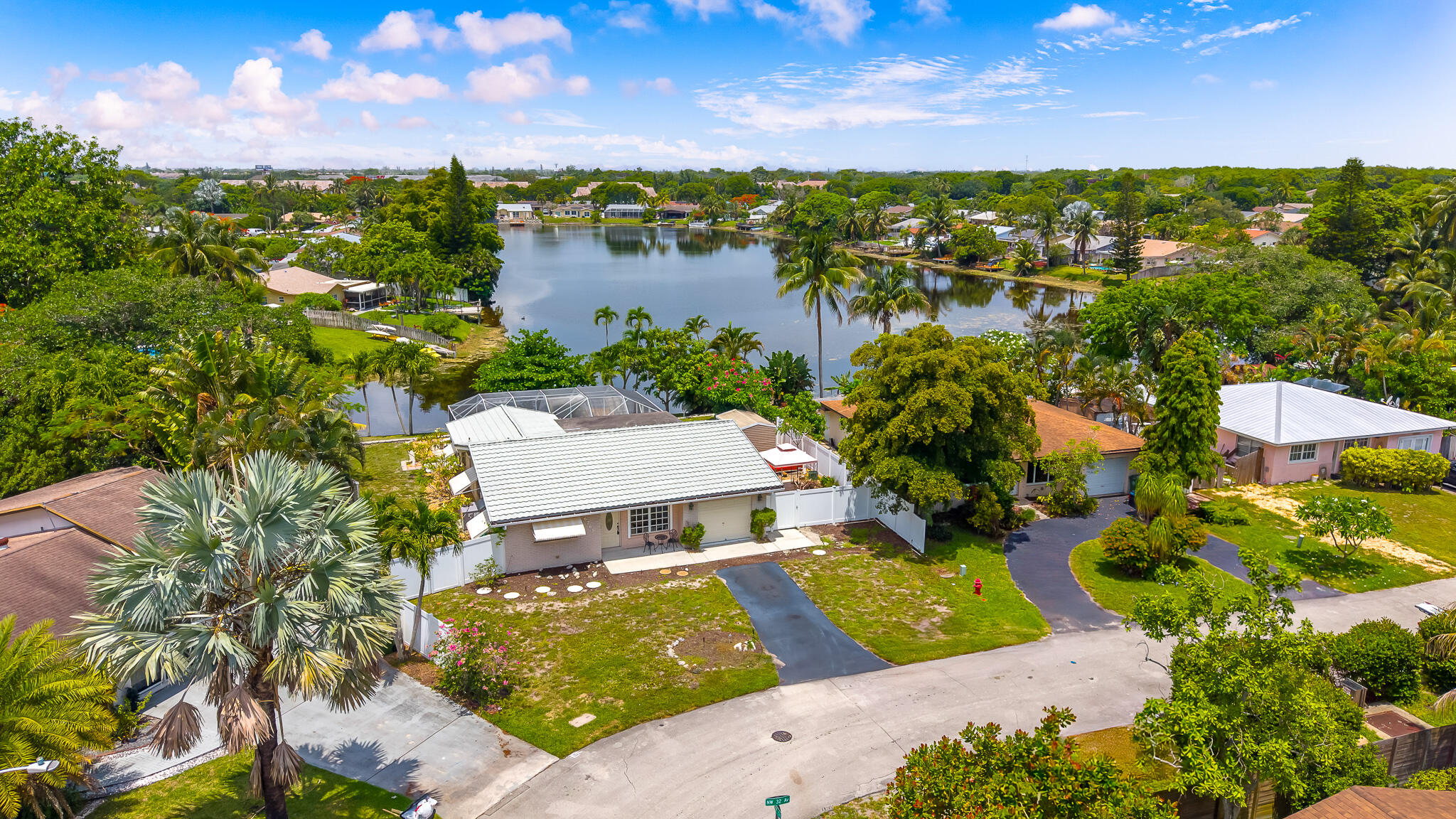 PALM-AIRE VILLAGE 2ND SEC - Residential