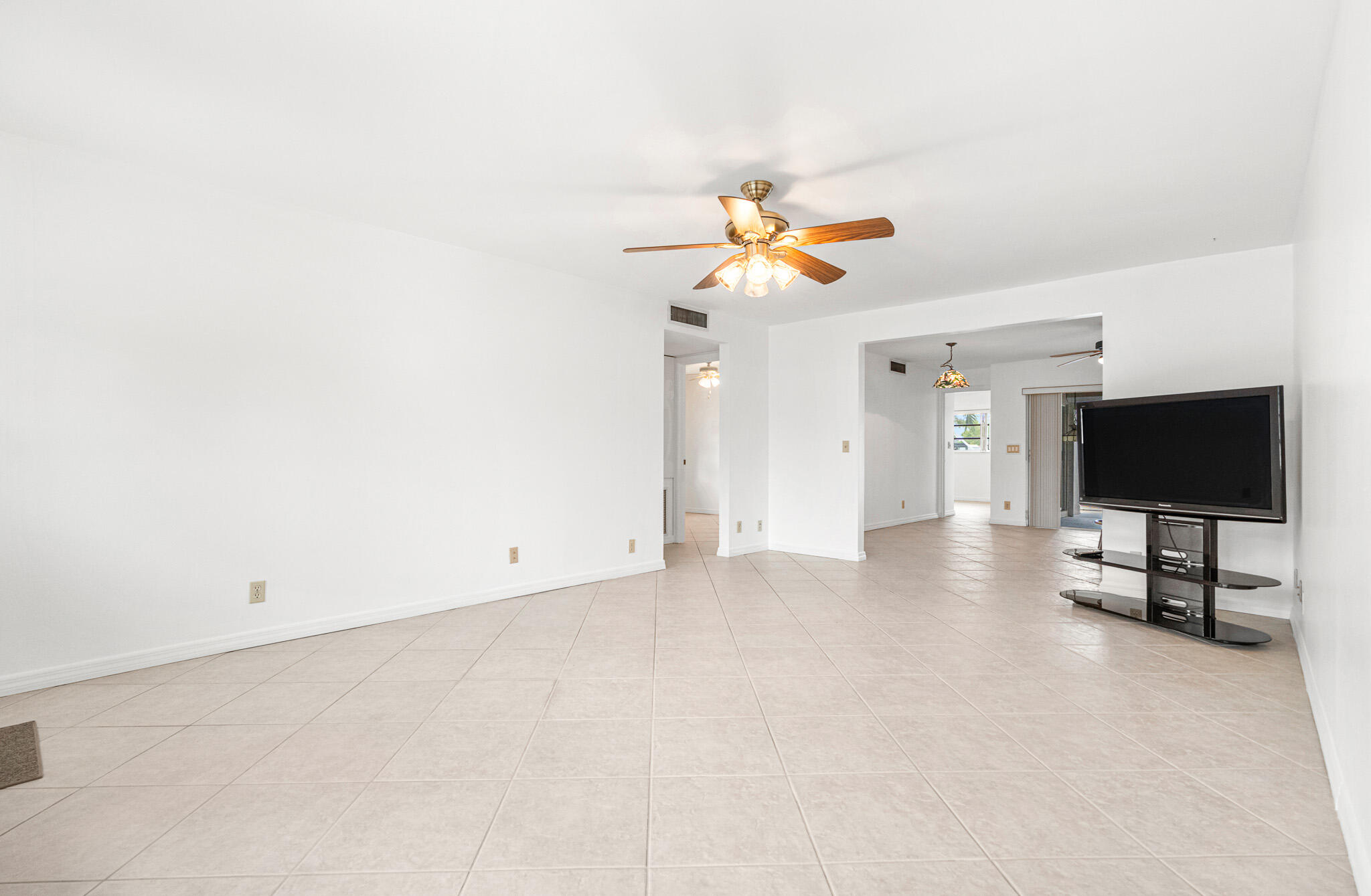PALM-AIRE VILLAGE 2ND SEC - Residential