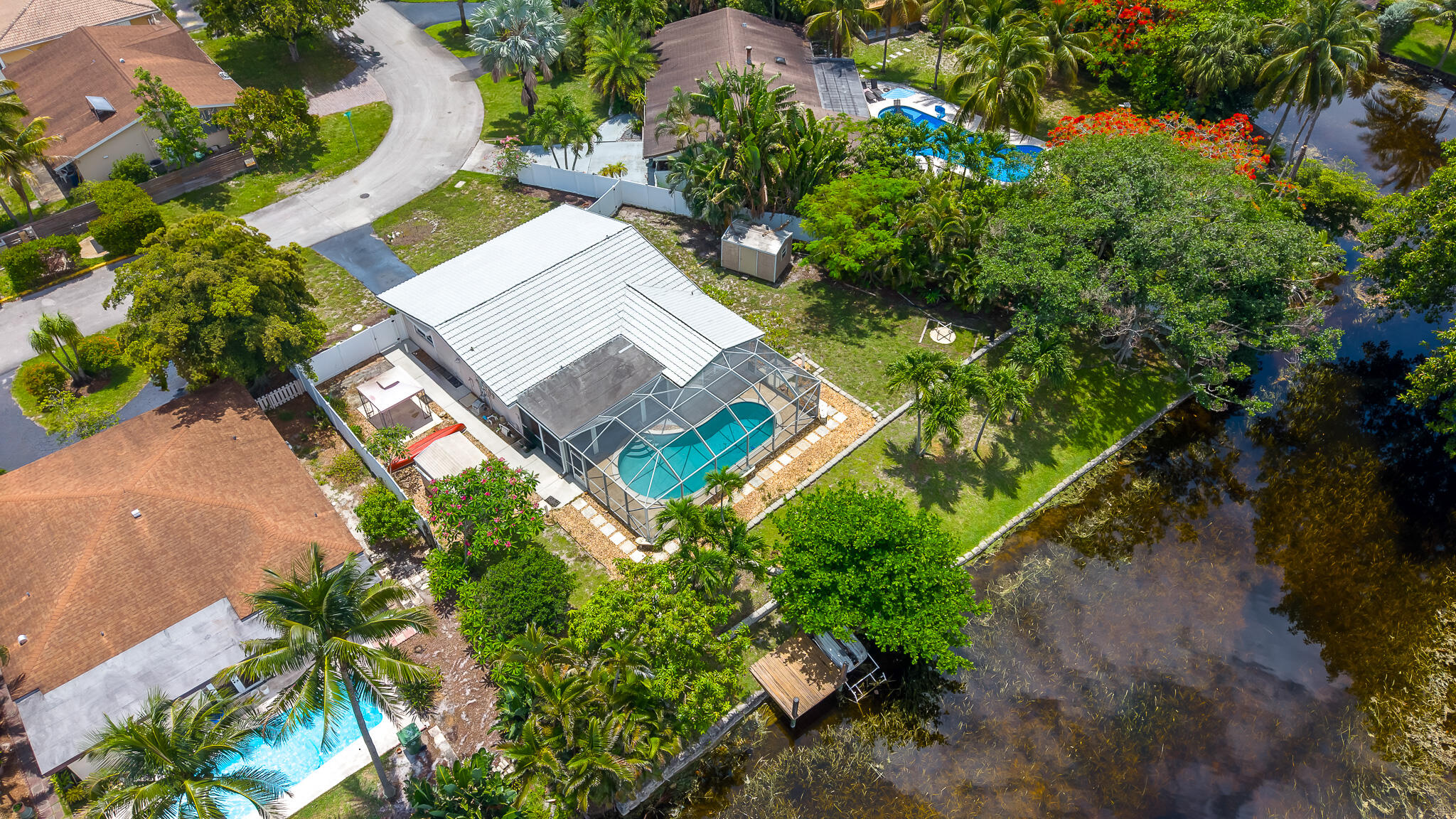 PALM-AIRE VILLAGE 2ND SEC - Residential