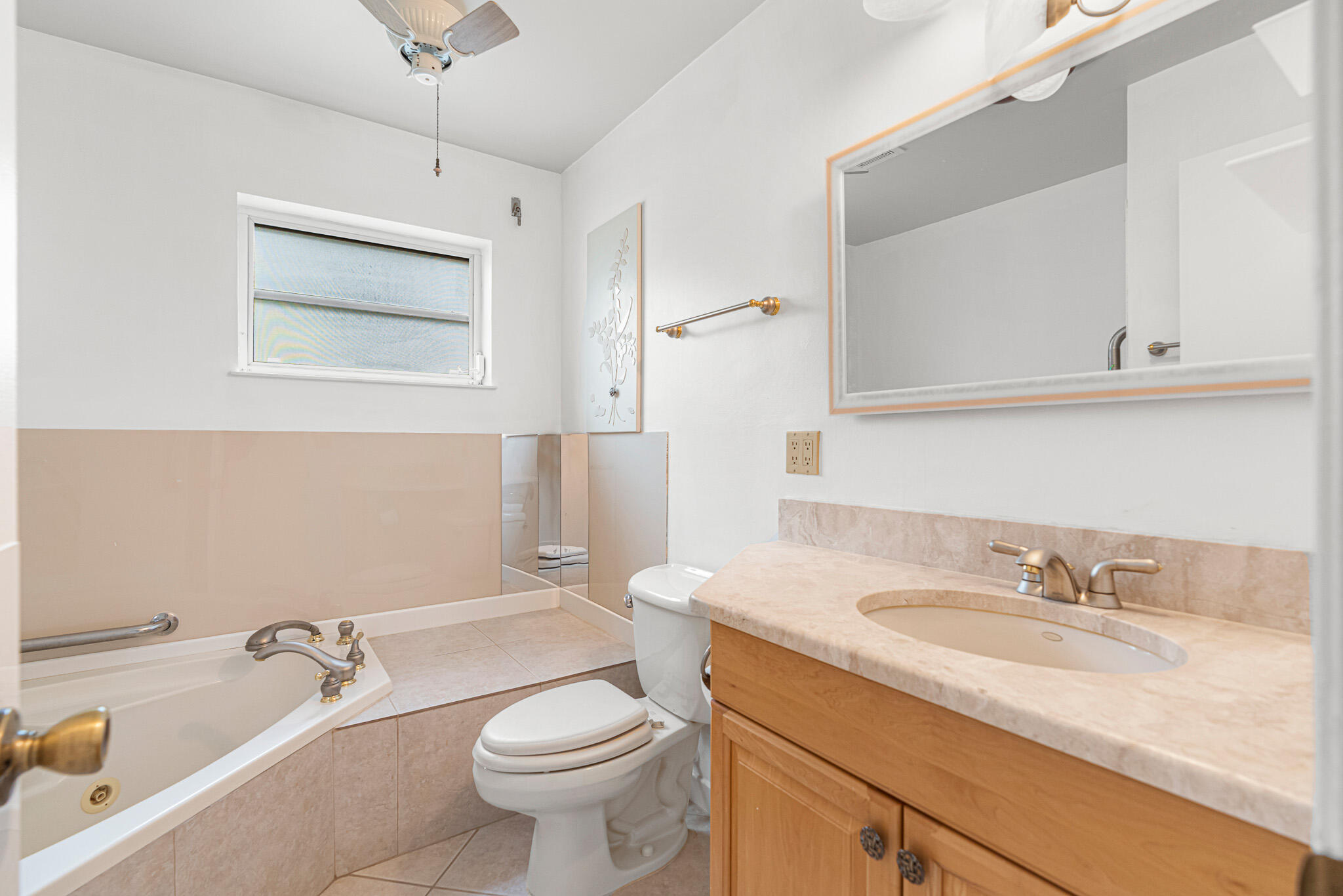 PALM-AIRE VILLAGE 2ND SEC - Residential