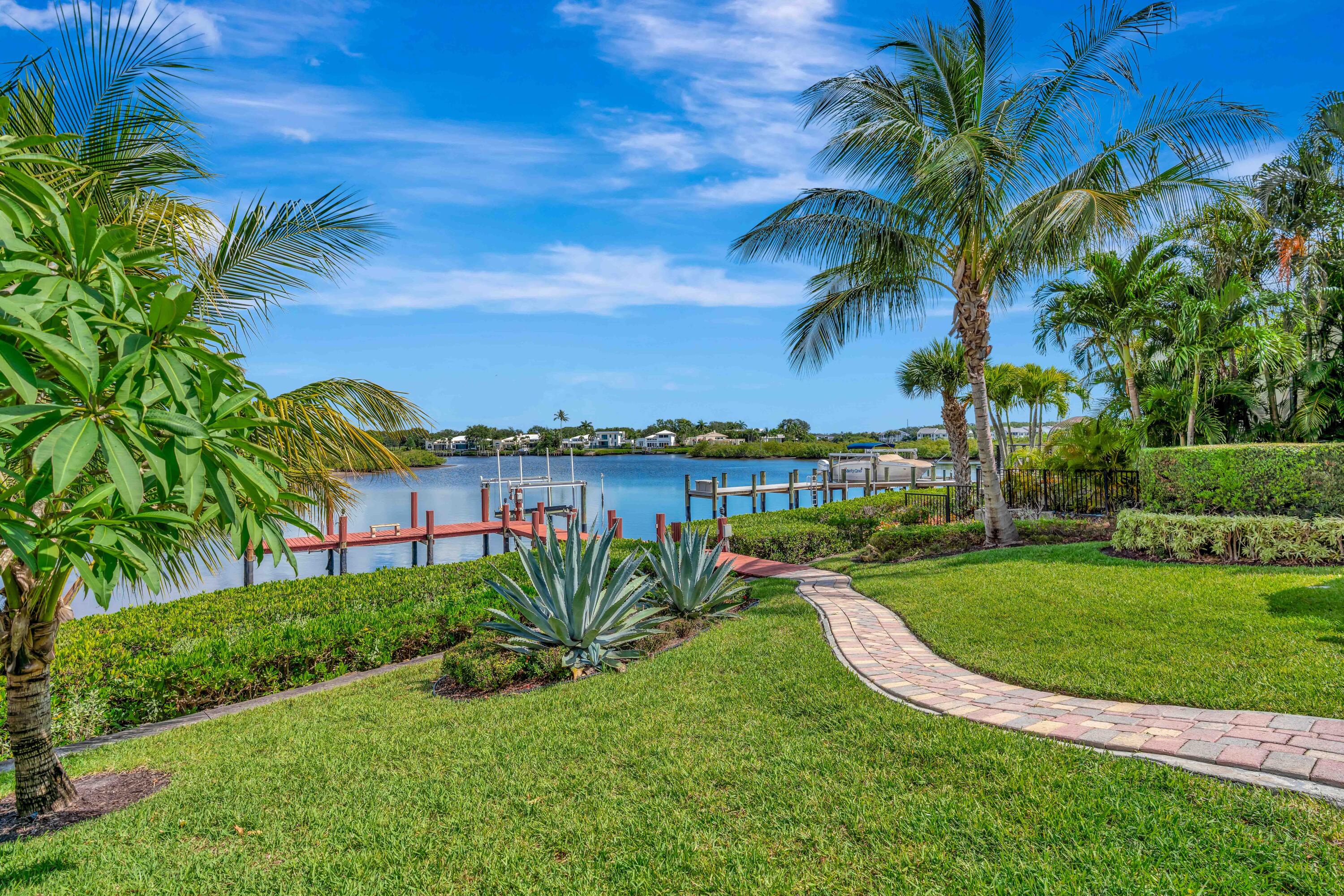 Admirals Cove - Residential