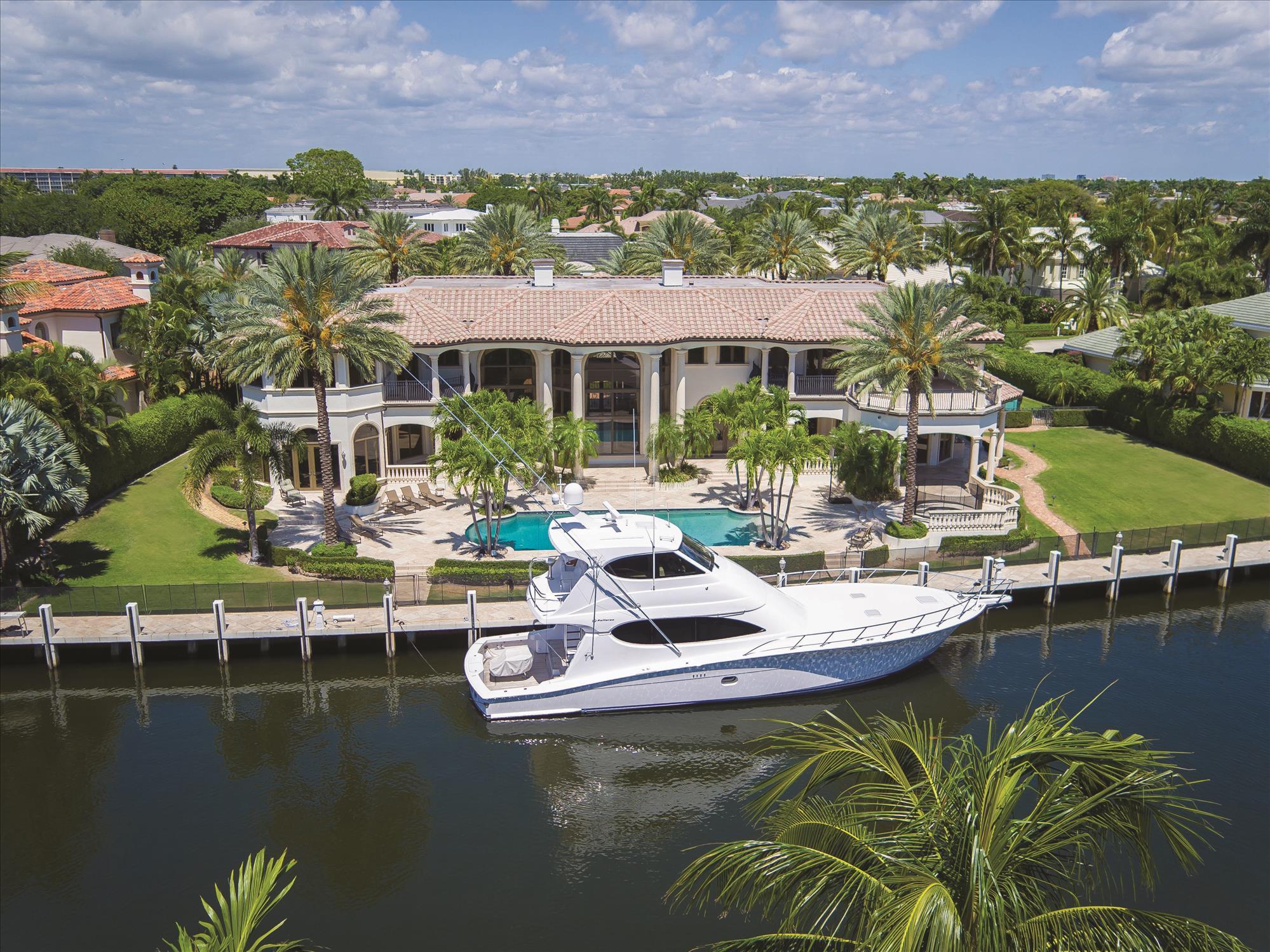 ROYAL PALM YACHT & COUNTRY CLUB - Residential