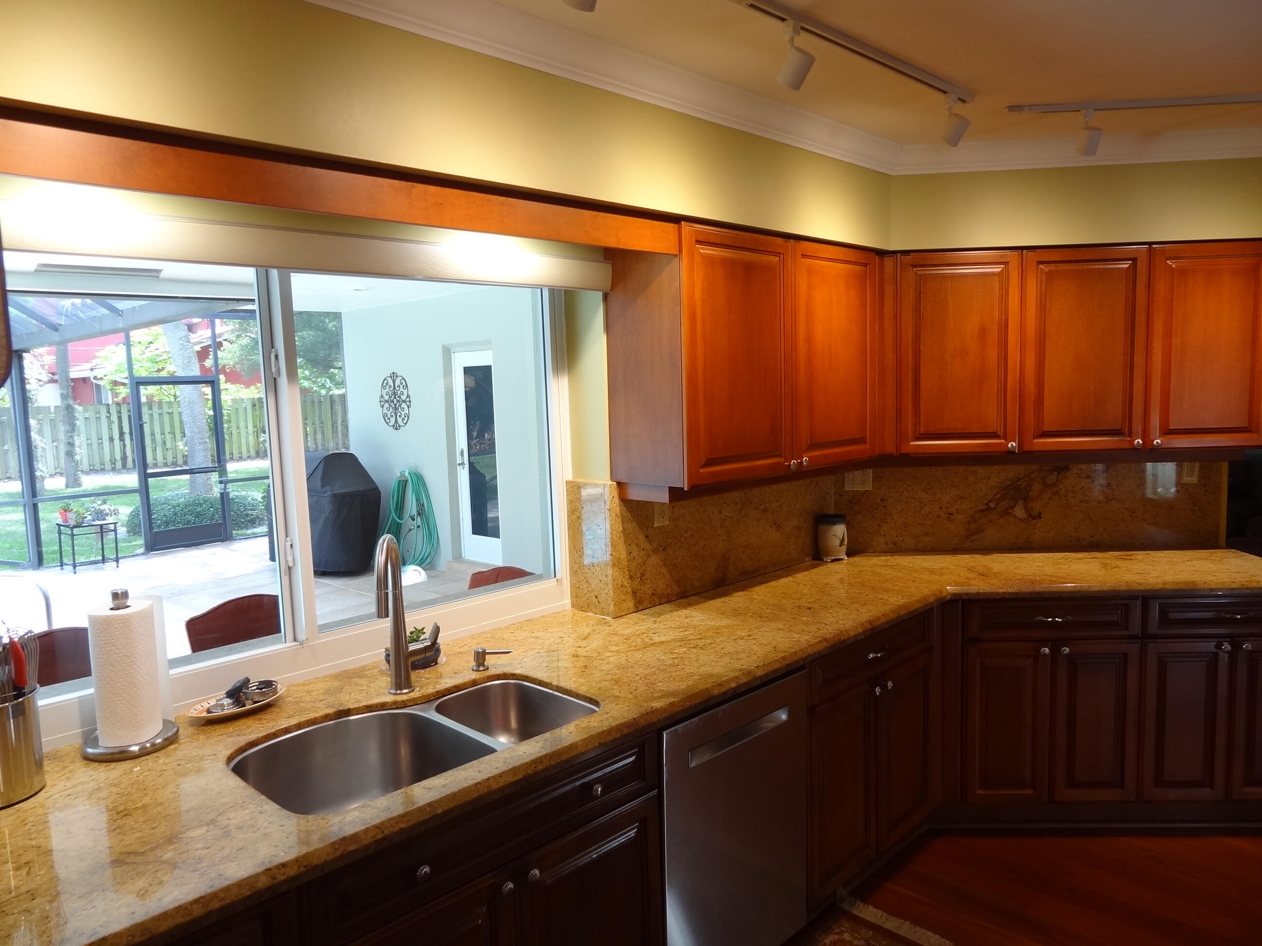 PALM BEACH FARMS CO 10 - Residential