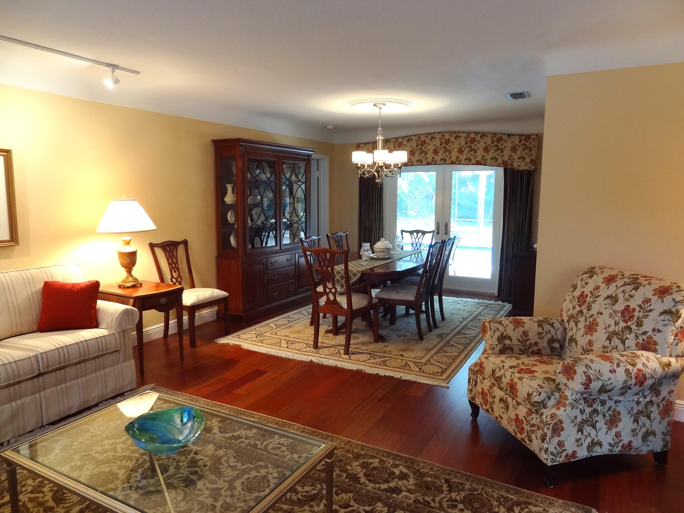PALM BEACH FARMS CO 10 - Residential