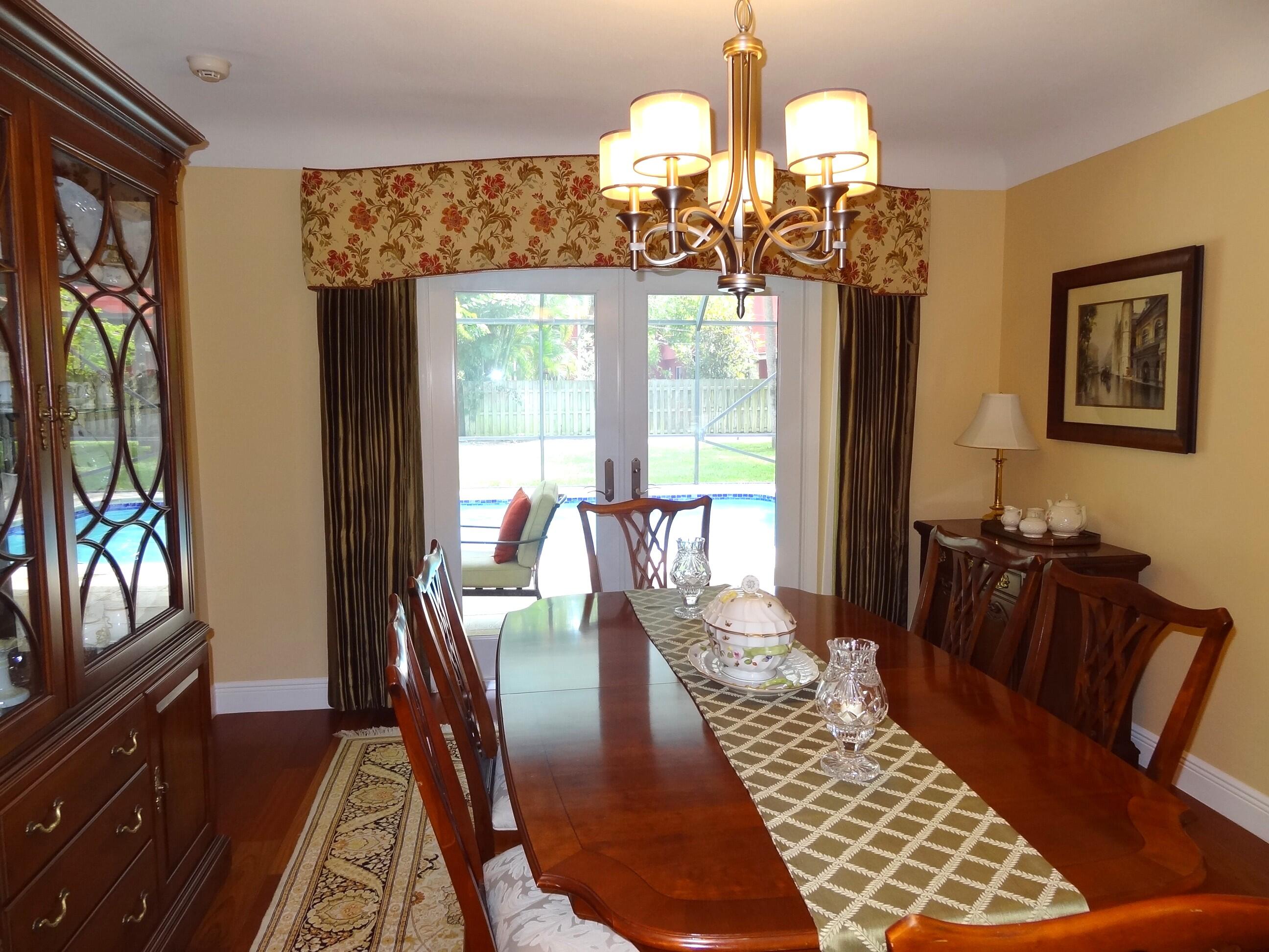 PALM BEACH FARMS CO 10 - Residential